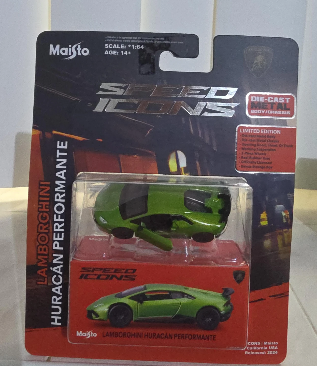 Lamborghini Huracán Performante Die-Cast Car 1:64 Scale
