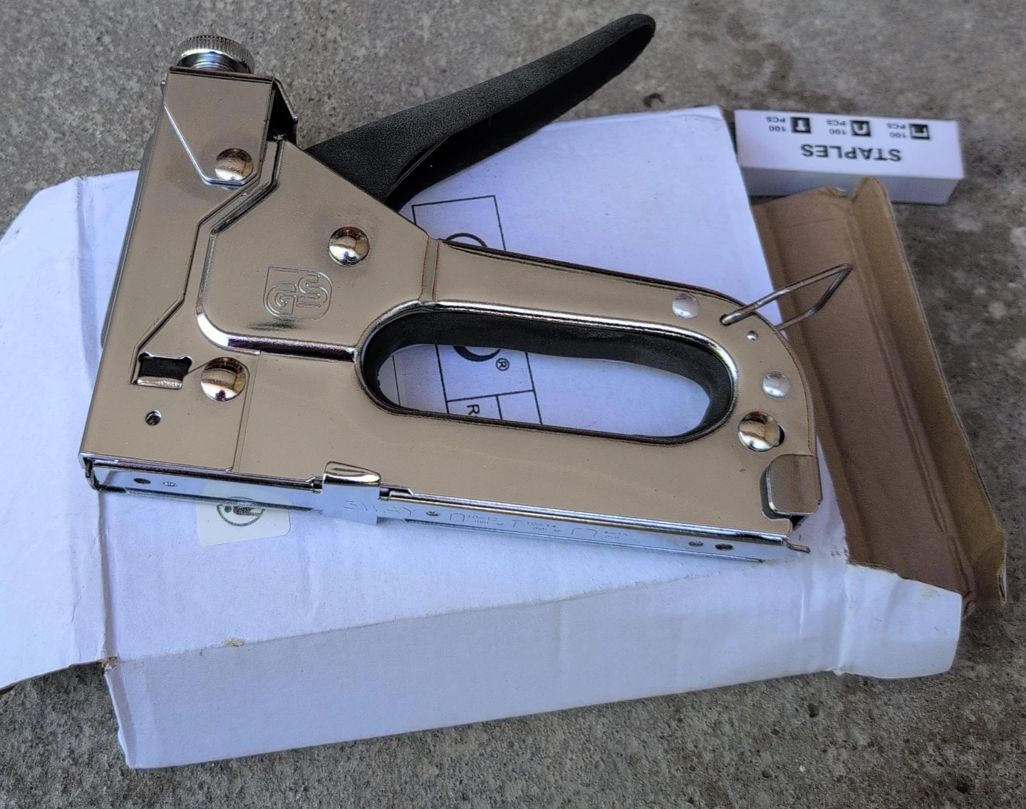 Heavy Duty Stapler