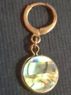 Dangle Hoop Earring with Round Mother of Pearl Inlay