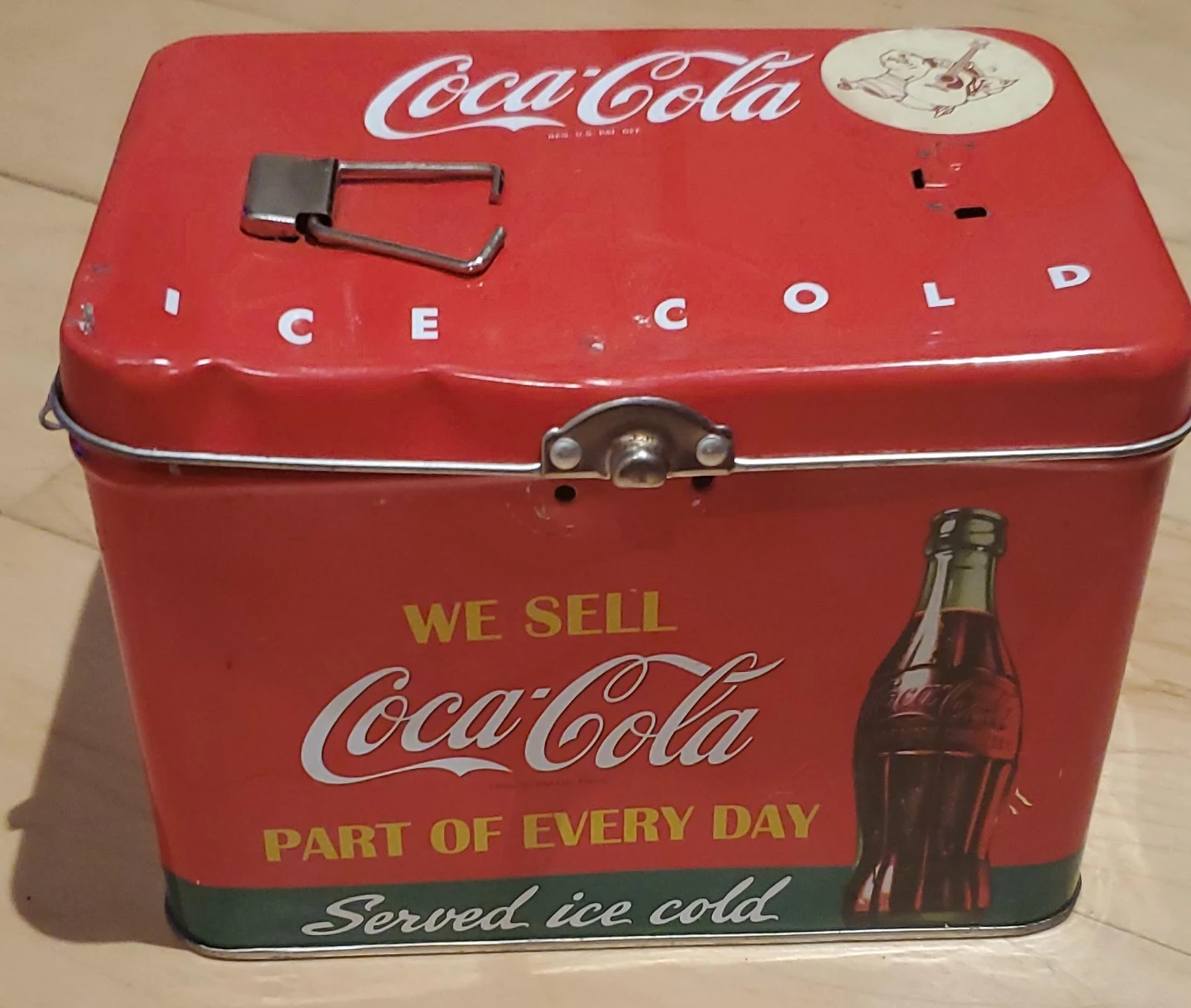 Coca-Cola Retro Tin Box with Handle - photo 2