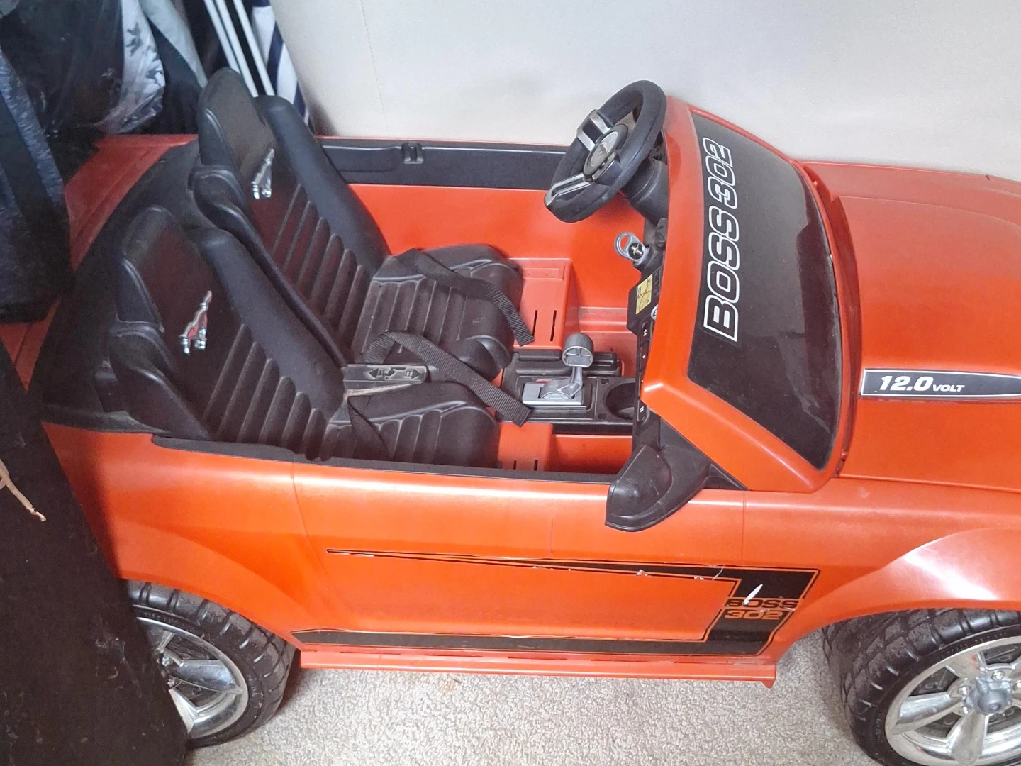 Ride-On Toy Car - Boss 302 - 12.0 Volt