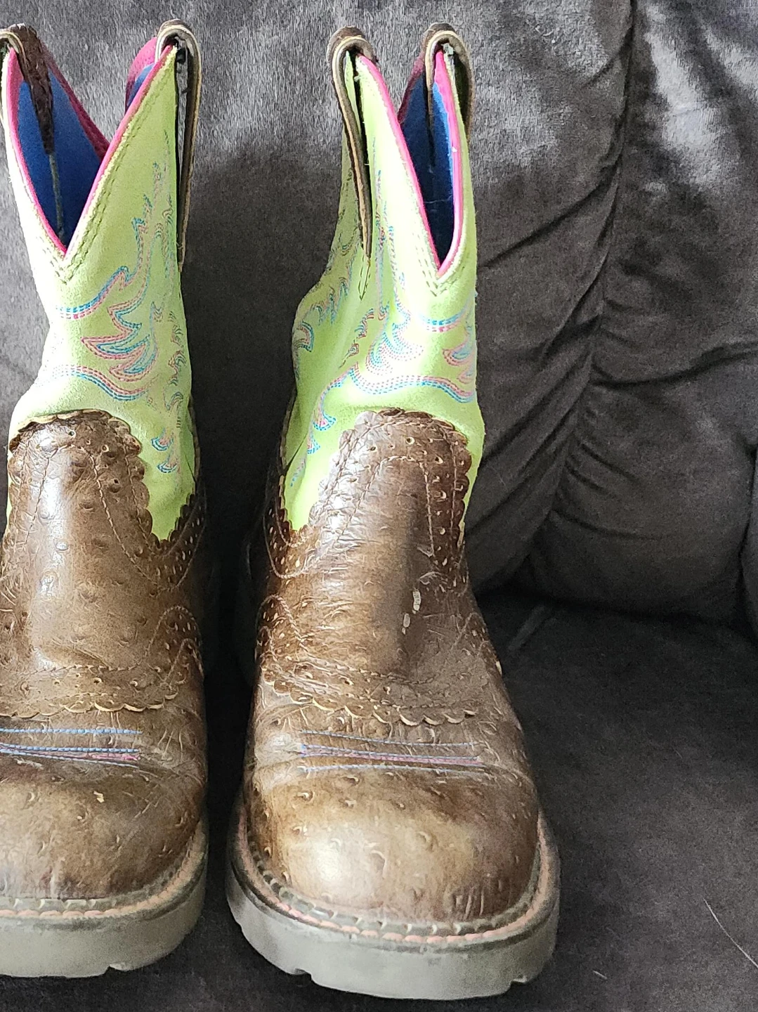 Ariat Youth Cowboy Boots Size 7.5B
