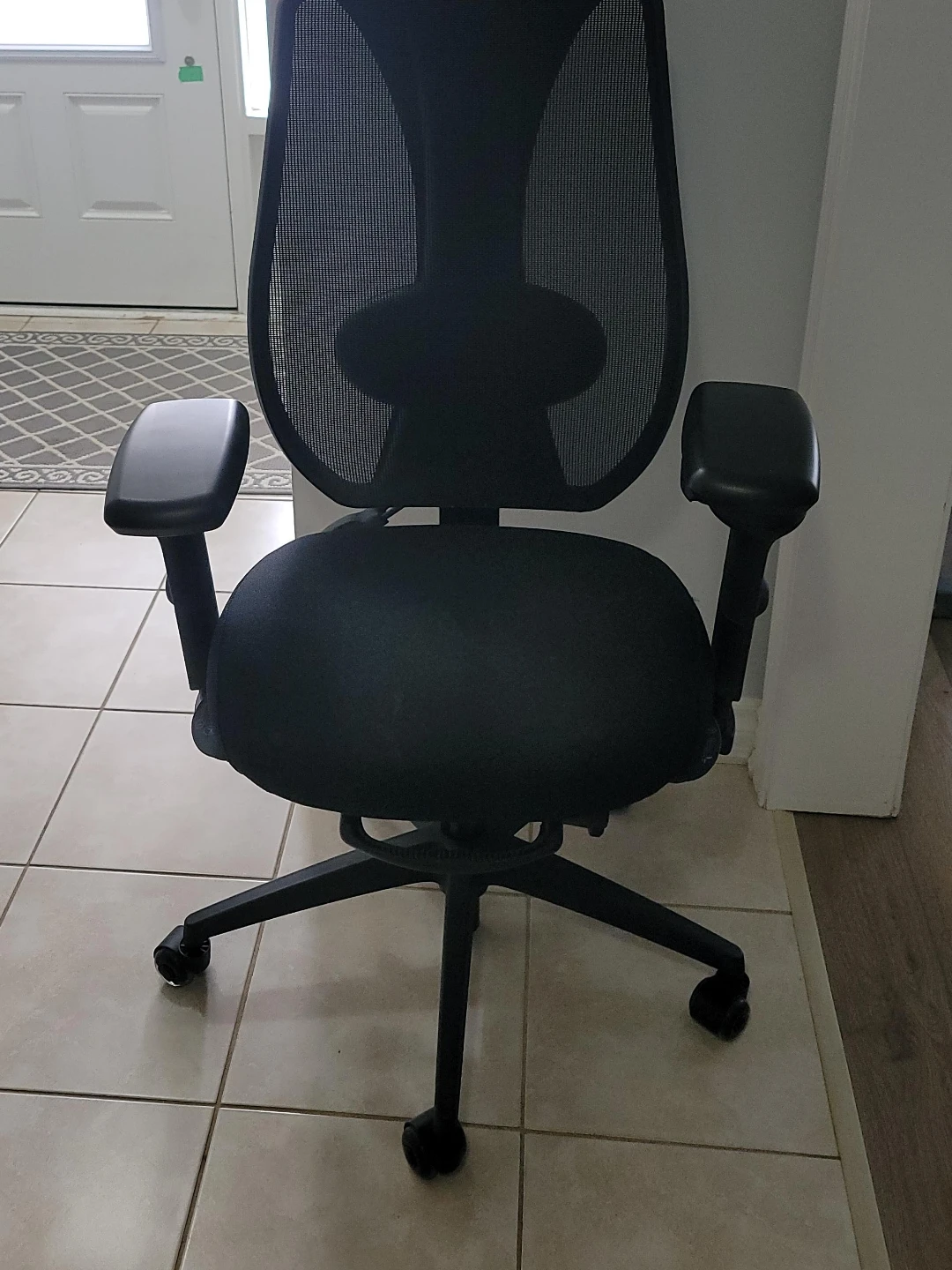 Black Mesh Ergonomic Office Chair