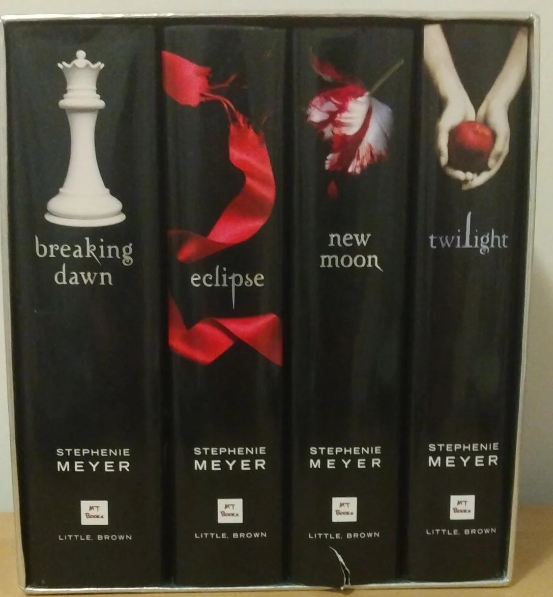All Four Twilight Saga Books