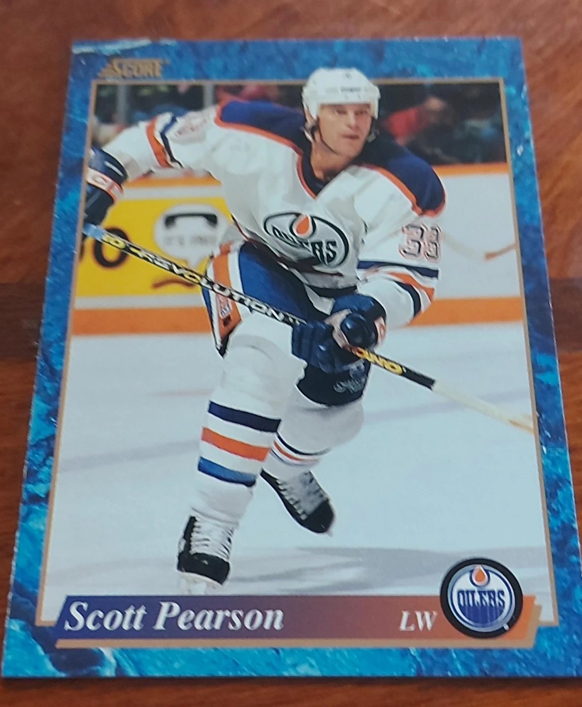1991-92 Score Hockey Card - Scott Pearson #33