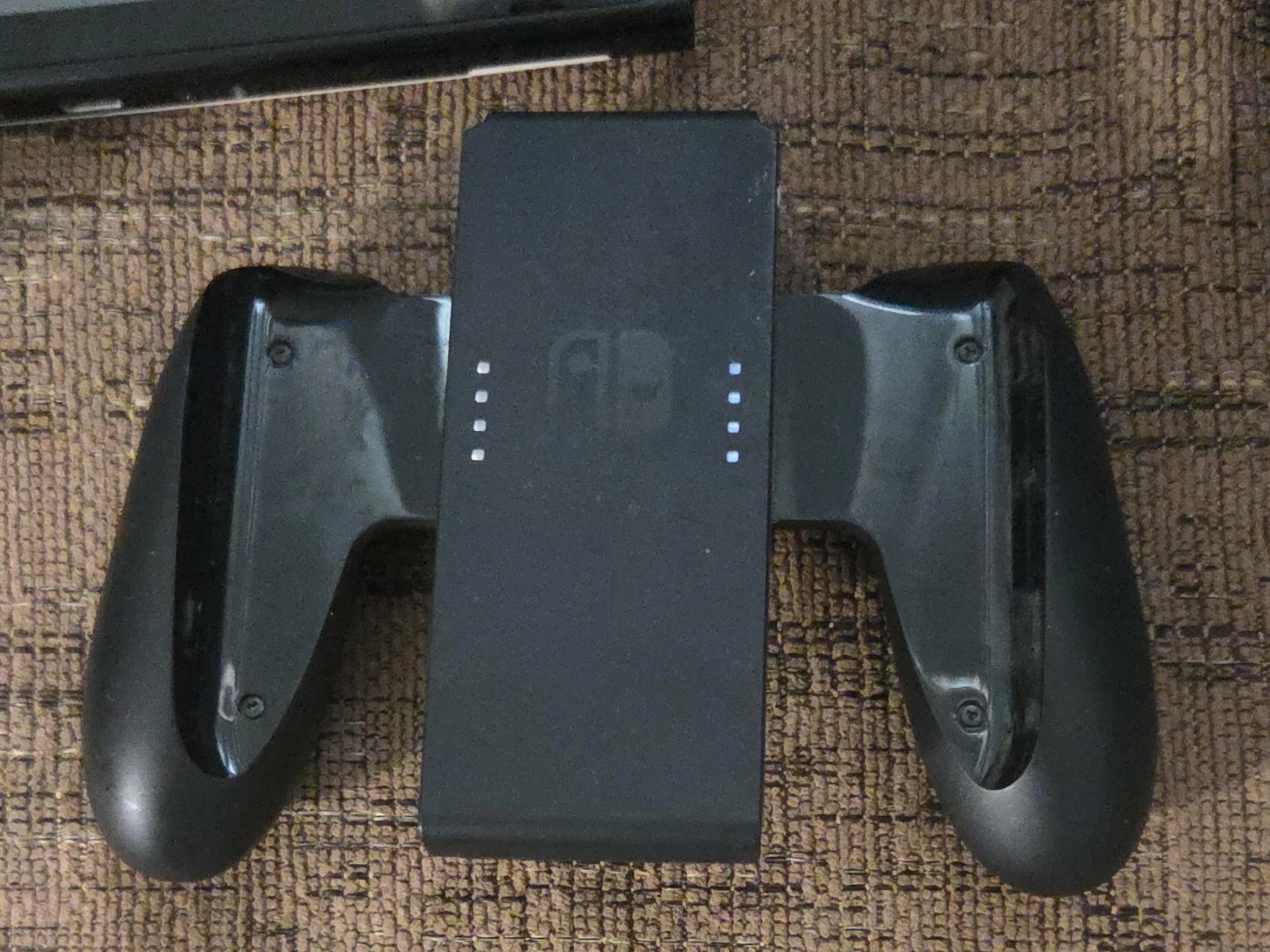 Nintendo Switch Joy-Con Charging Grip