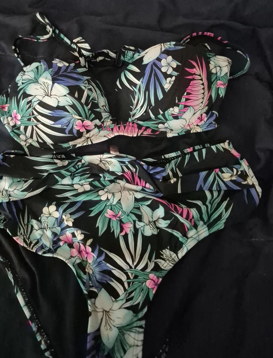 Black Tropical Floral Print Bikini Set