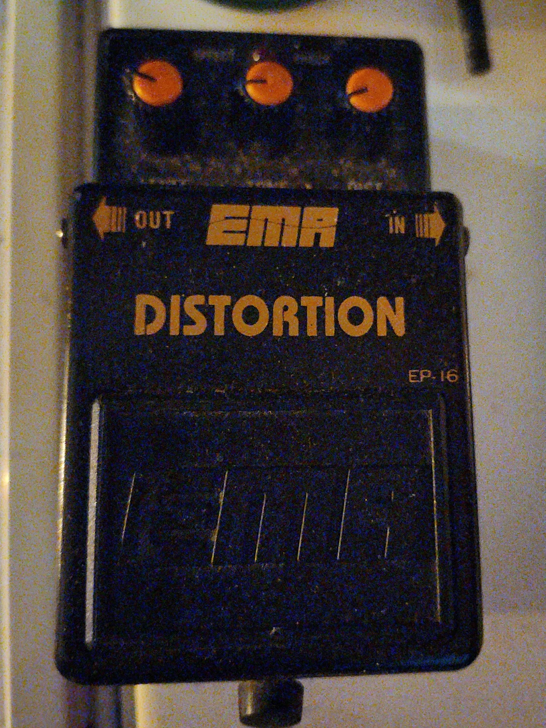 EMR Distortion Pedal EP-16