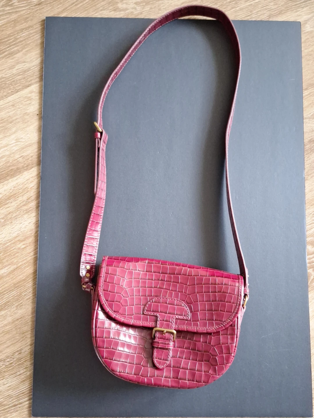 Women's Embossed Shoulder Bag
