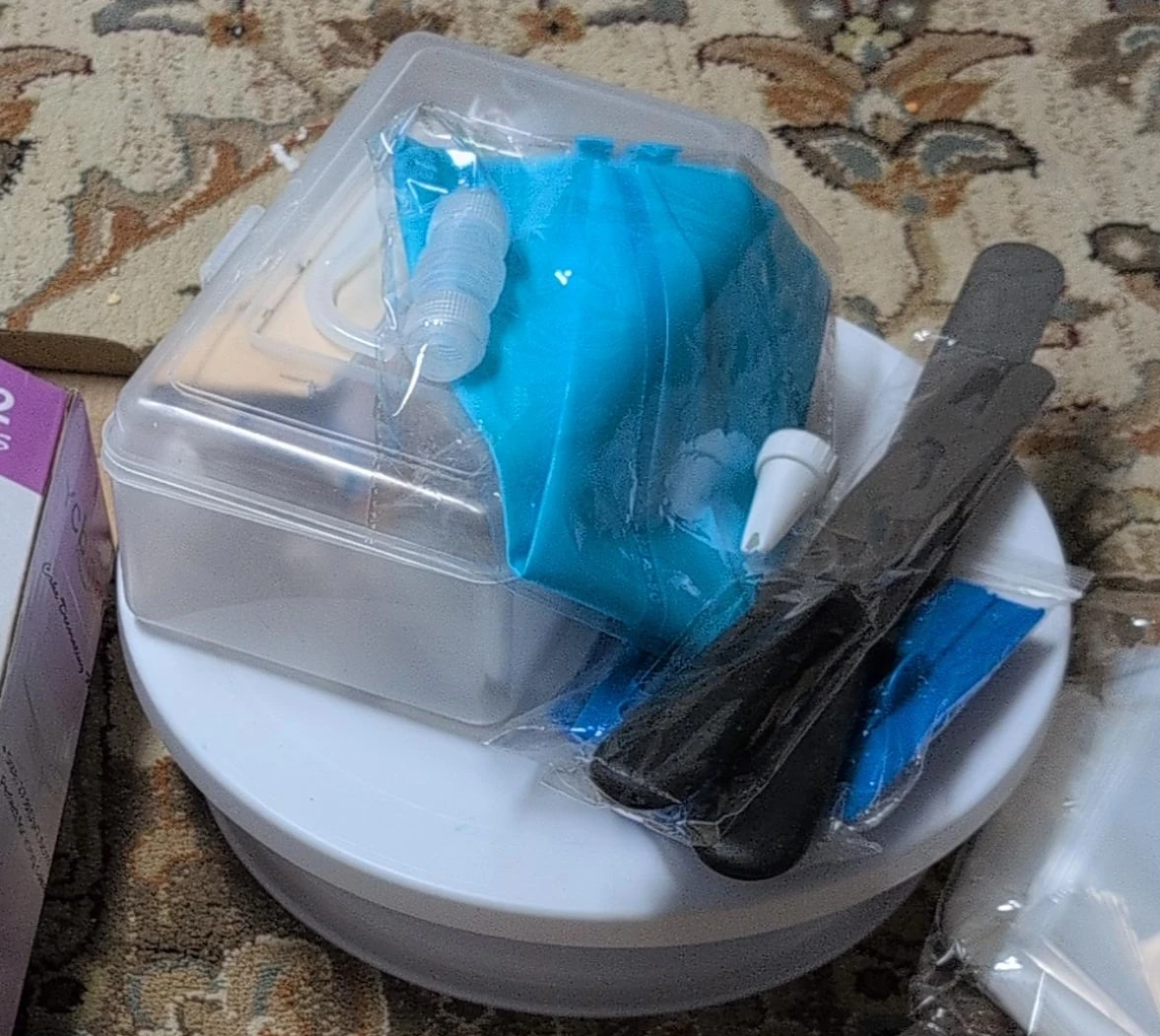 Cake Decorating Set with Turntable