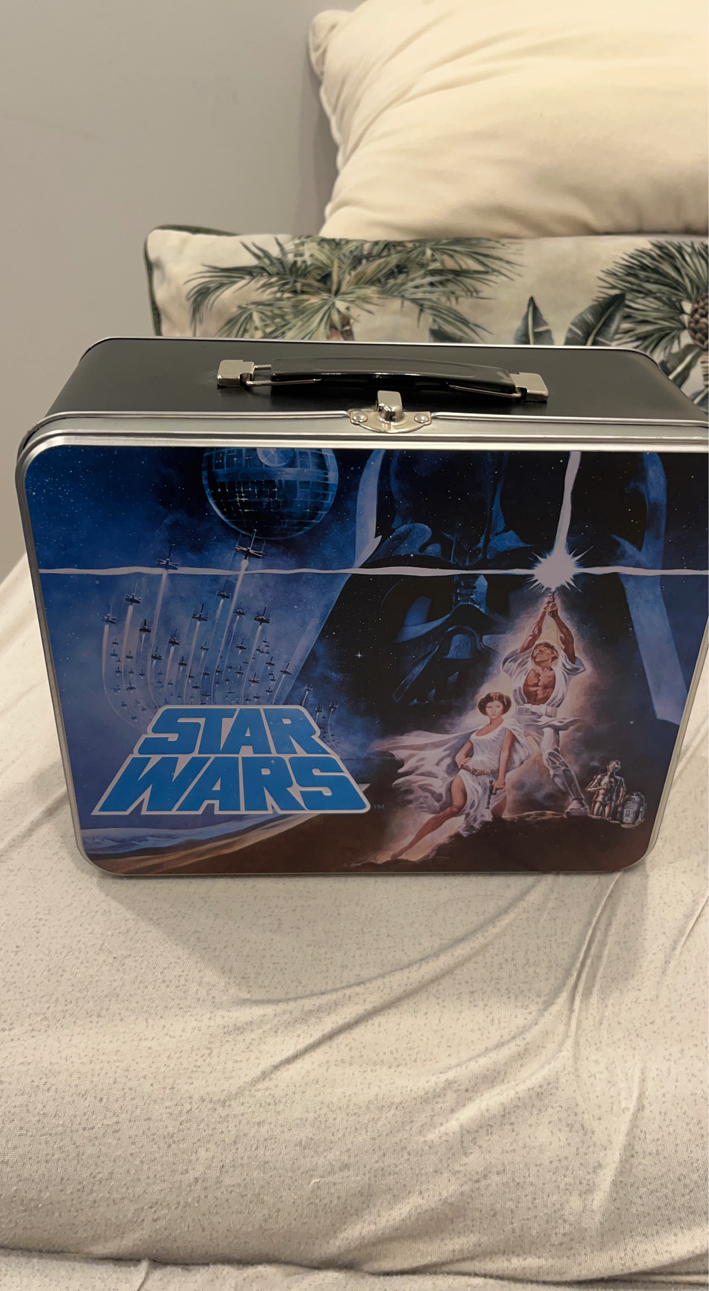 Vintage Star Wars Tin Lunchbox