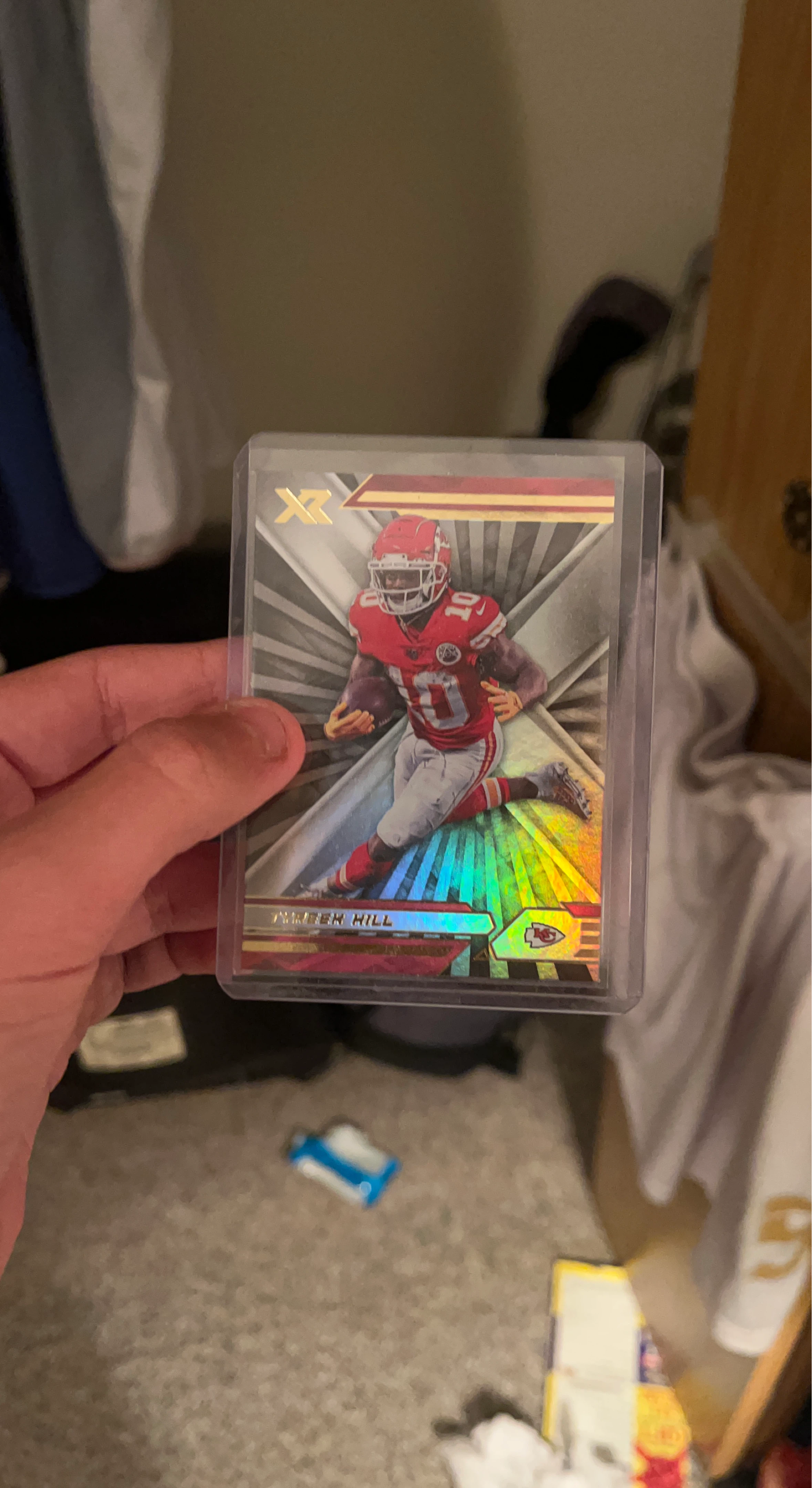 Travis Kelce 2022 Panini XR Football Card