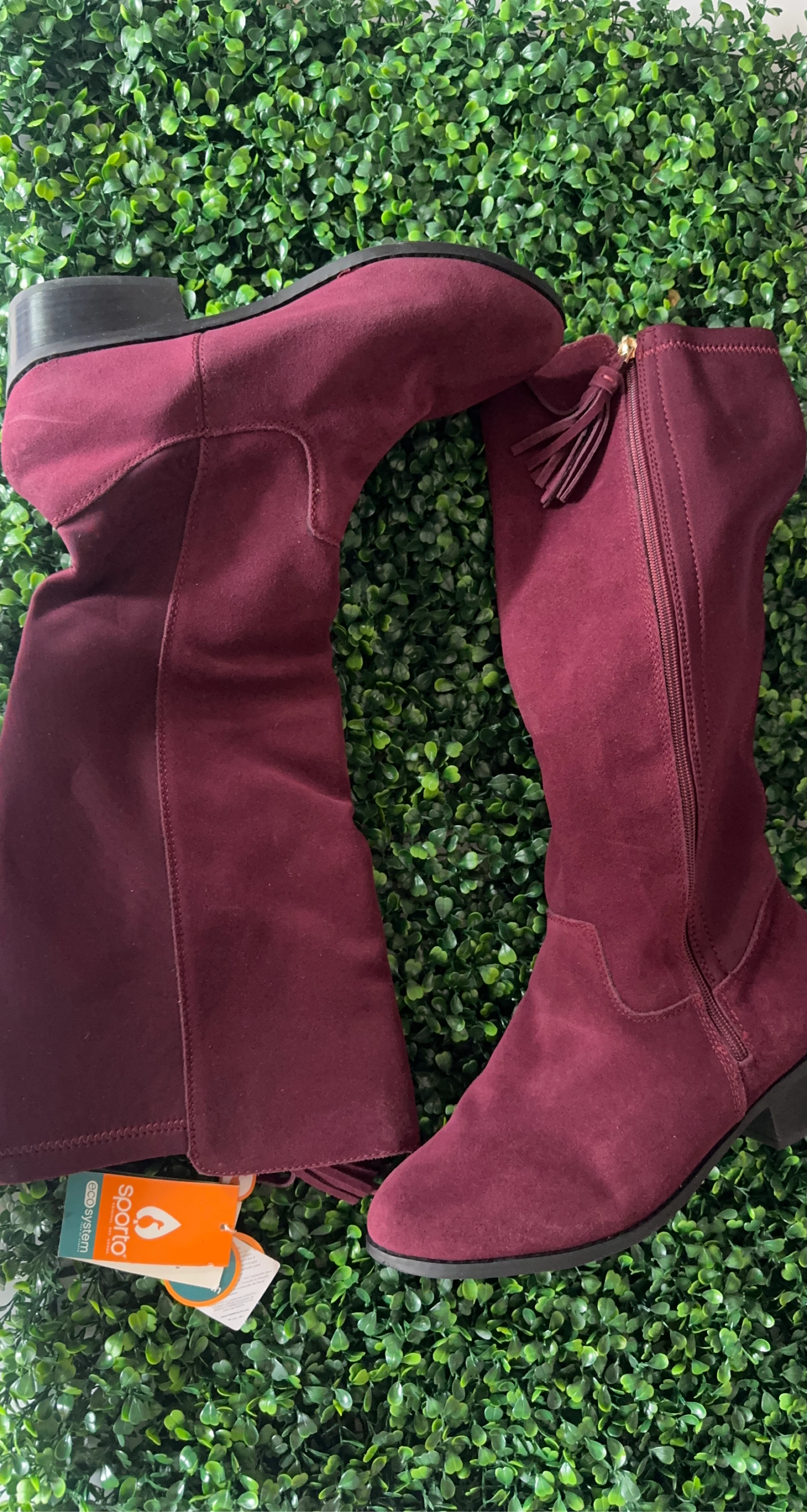 Sōdo Women's Tall Boots Burgundy Size 8.5