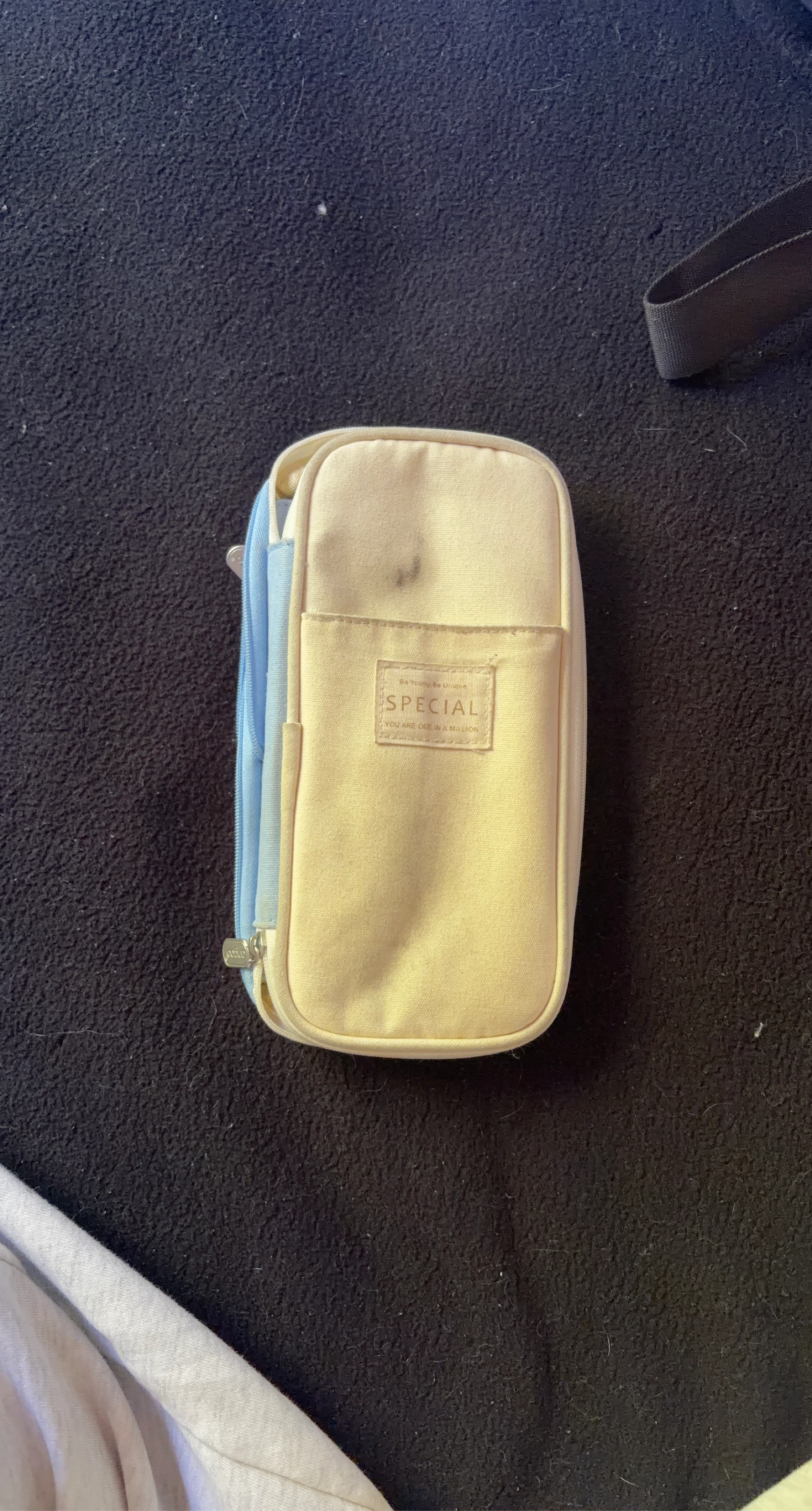 Angoo Multi-compartment Pencil Case