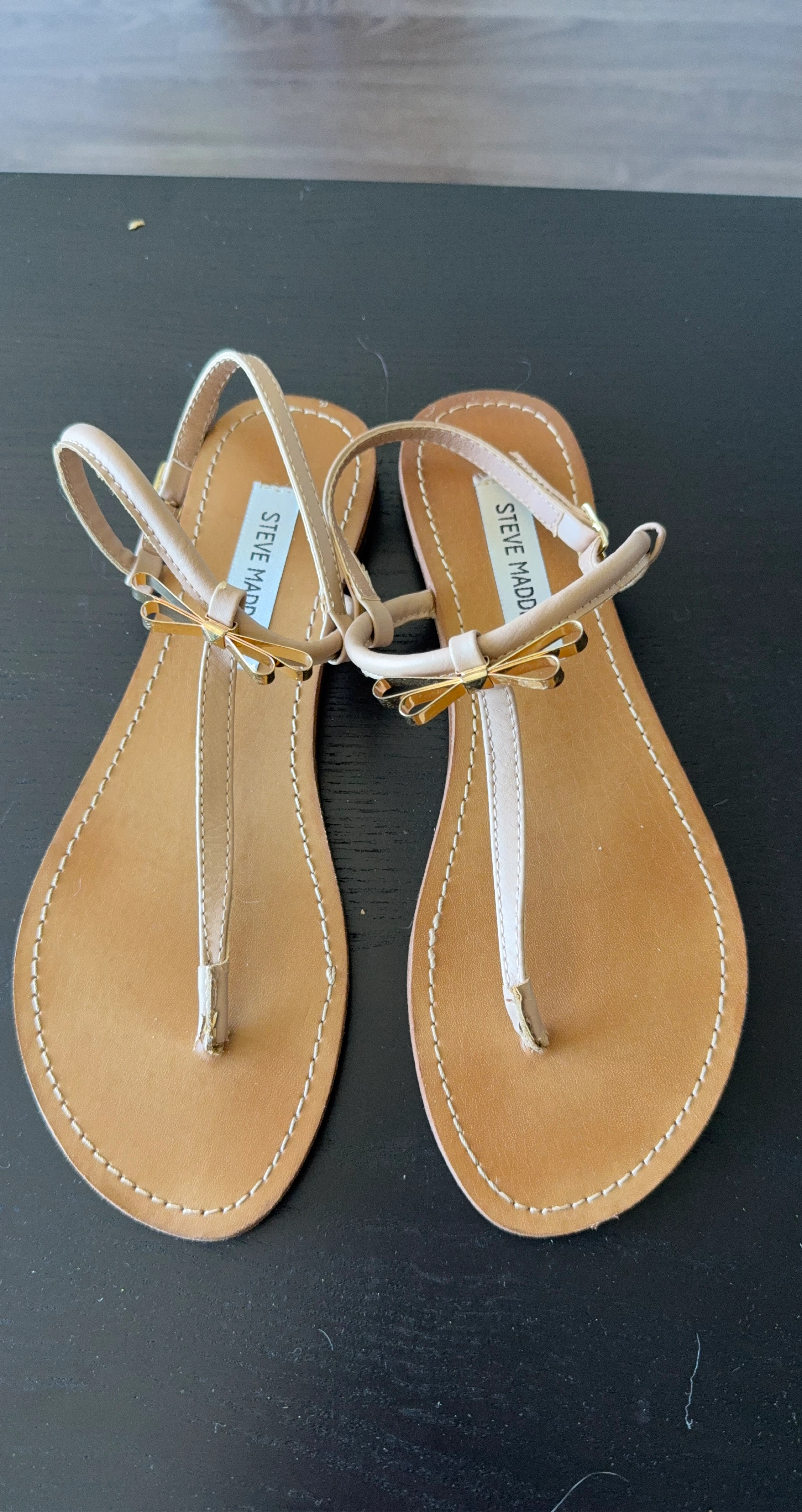 Steve Madden Tan Bow Thong Sandals 8.5