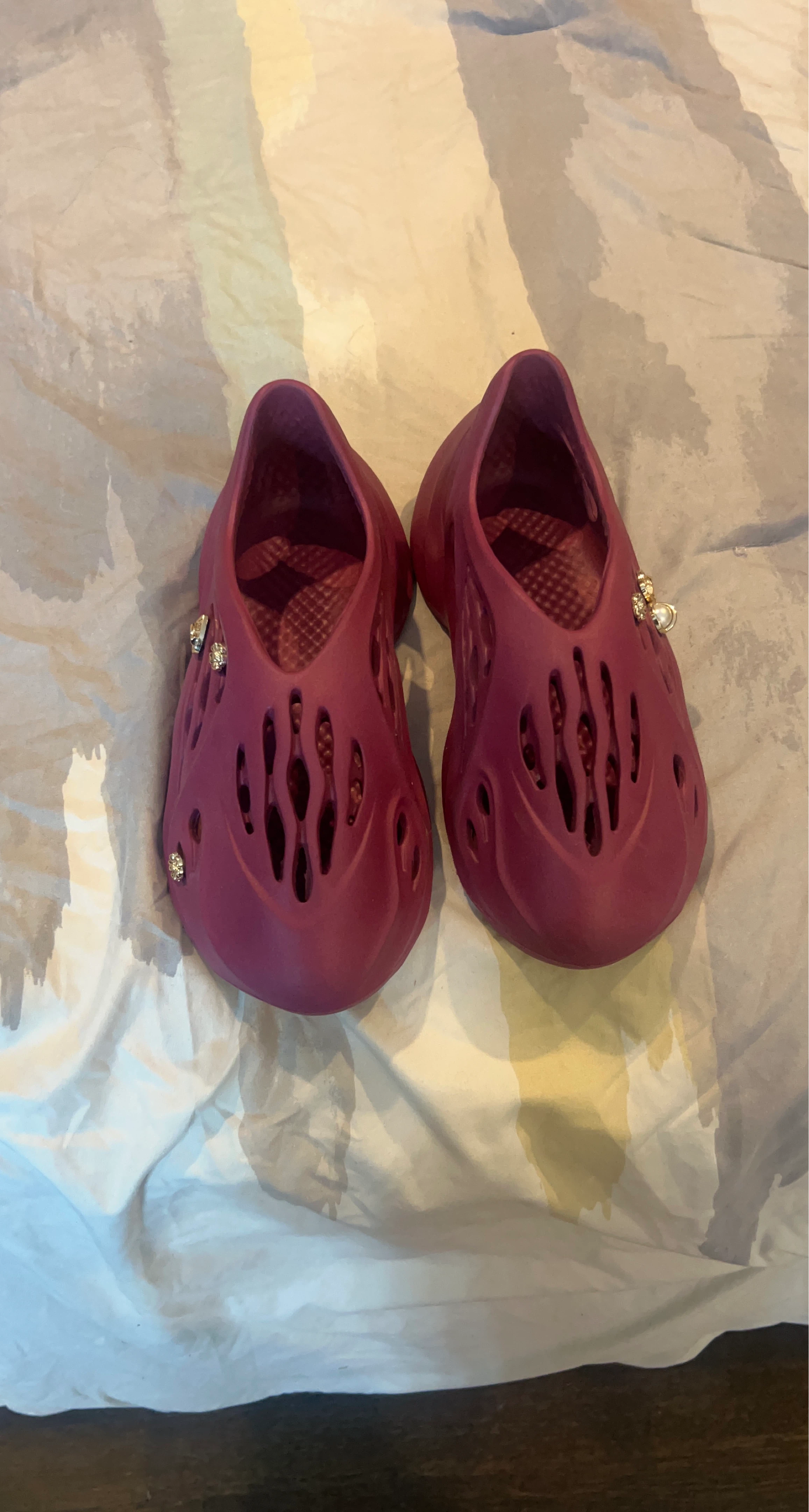 Women's Slip-On Clogs - Fuchsia