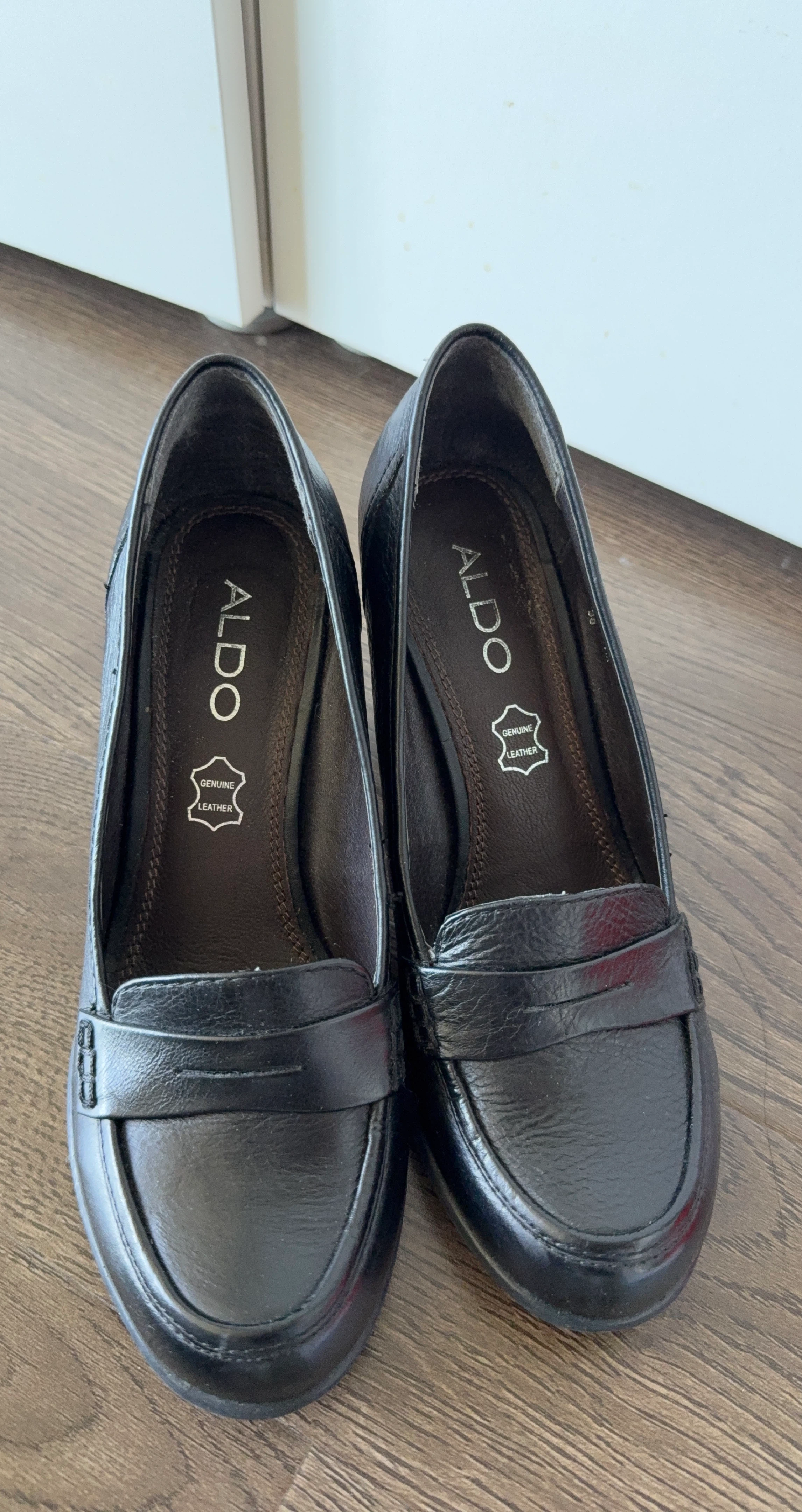 Like new ALDO Black Leather Loafer Heels in size 38 (size 8)