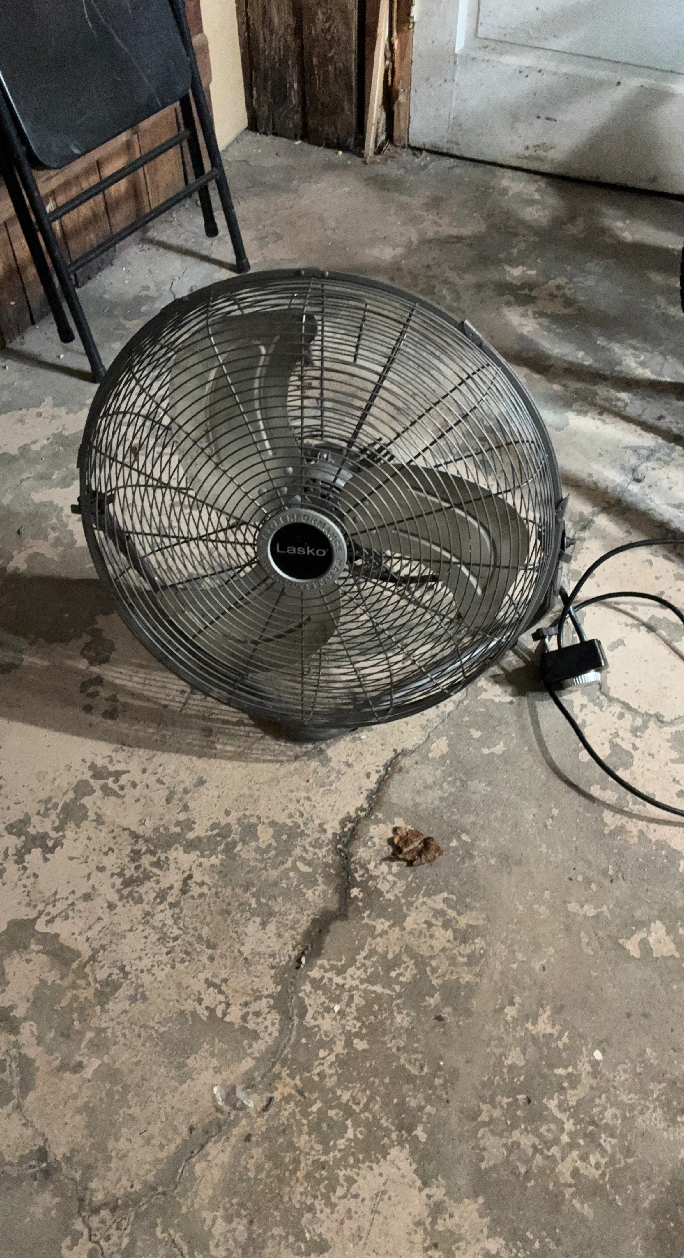 Lasko Metal Floor Fan