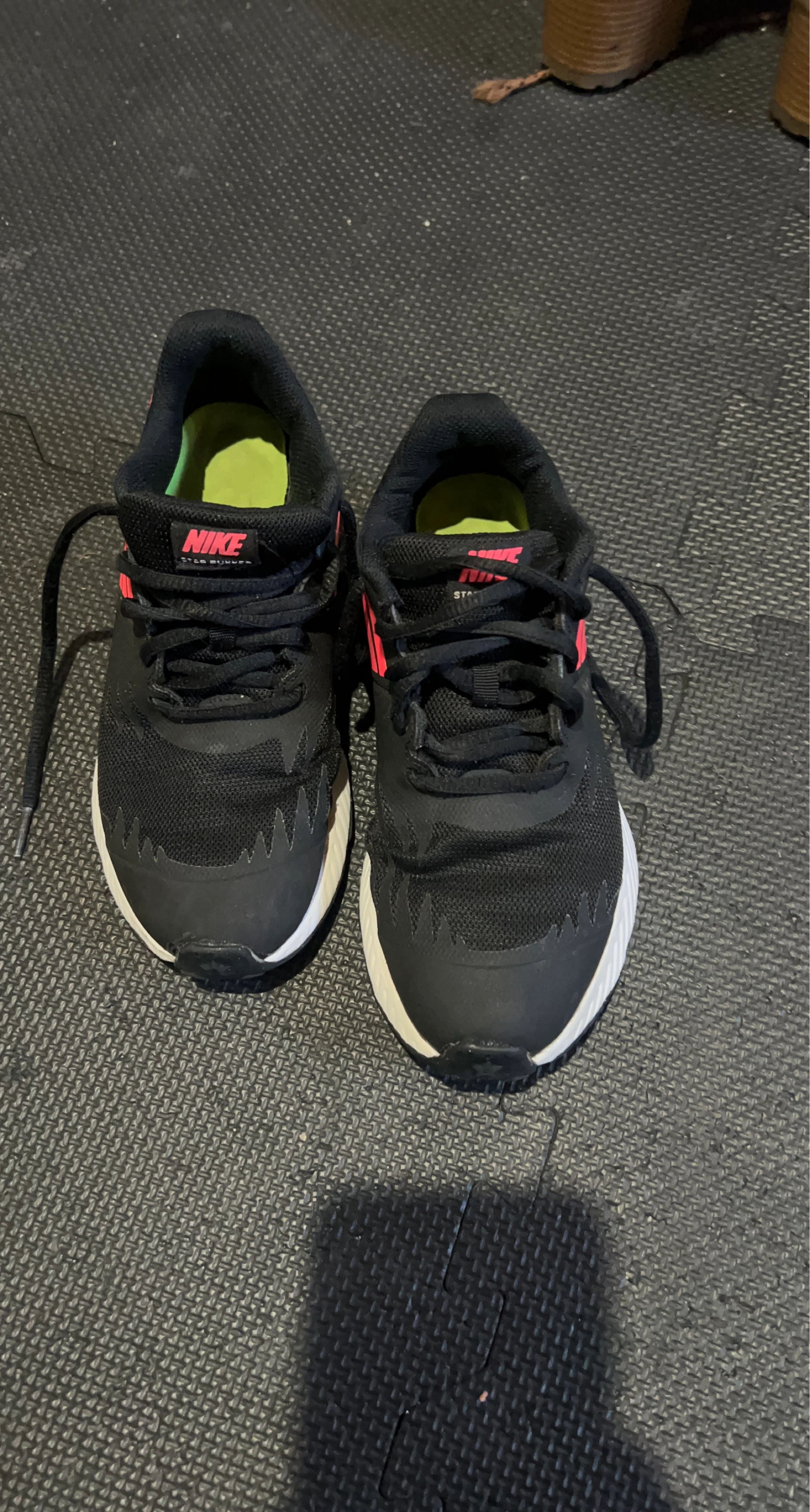Nike Running Shoes Black/Pink Youth Size 36 EUR
