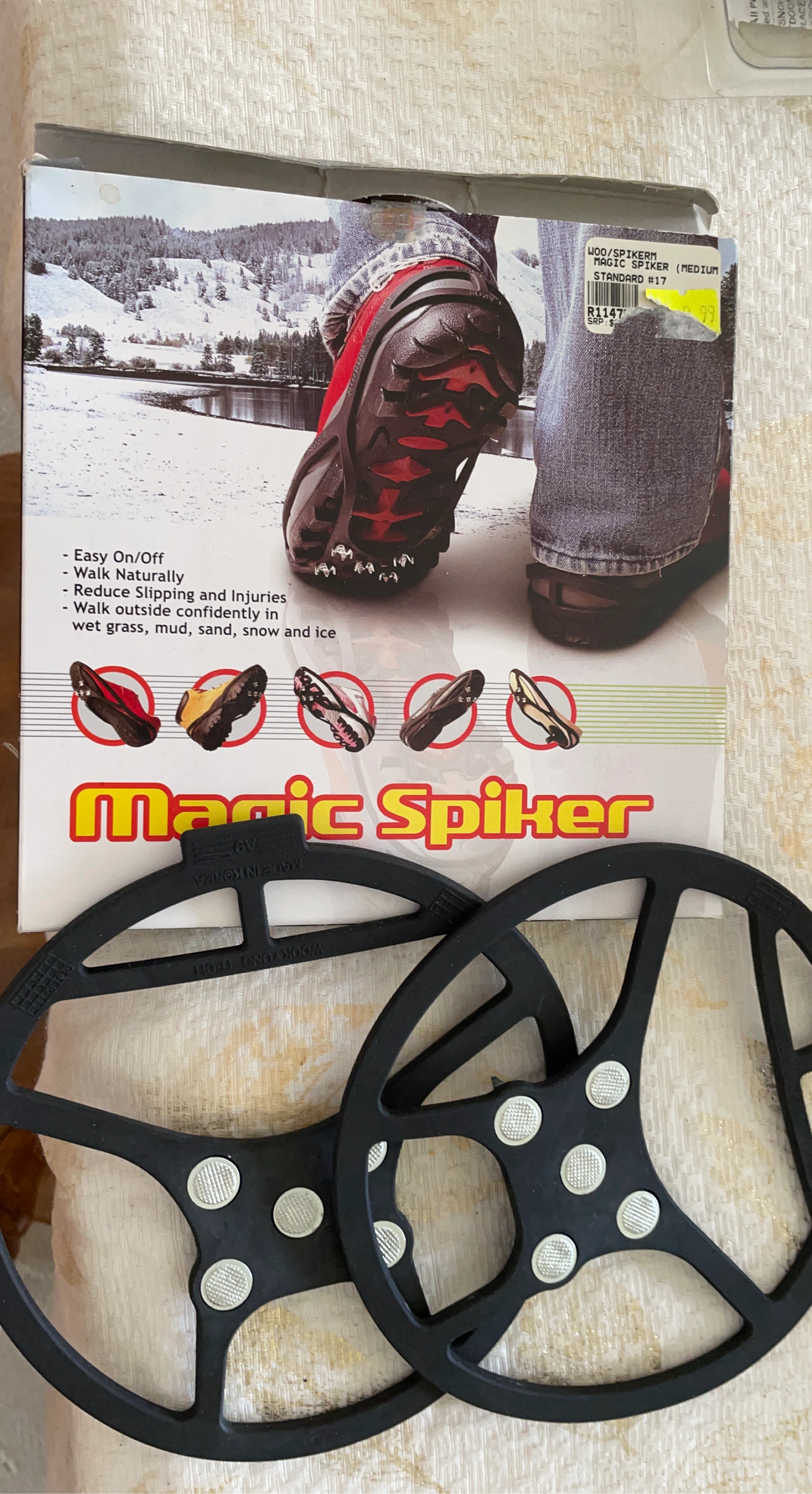Magic Spiker (Medium) Traction Cleats for Shoes