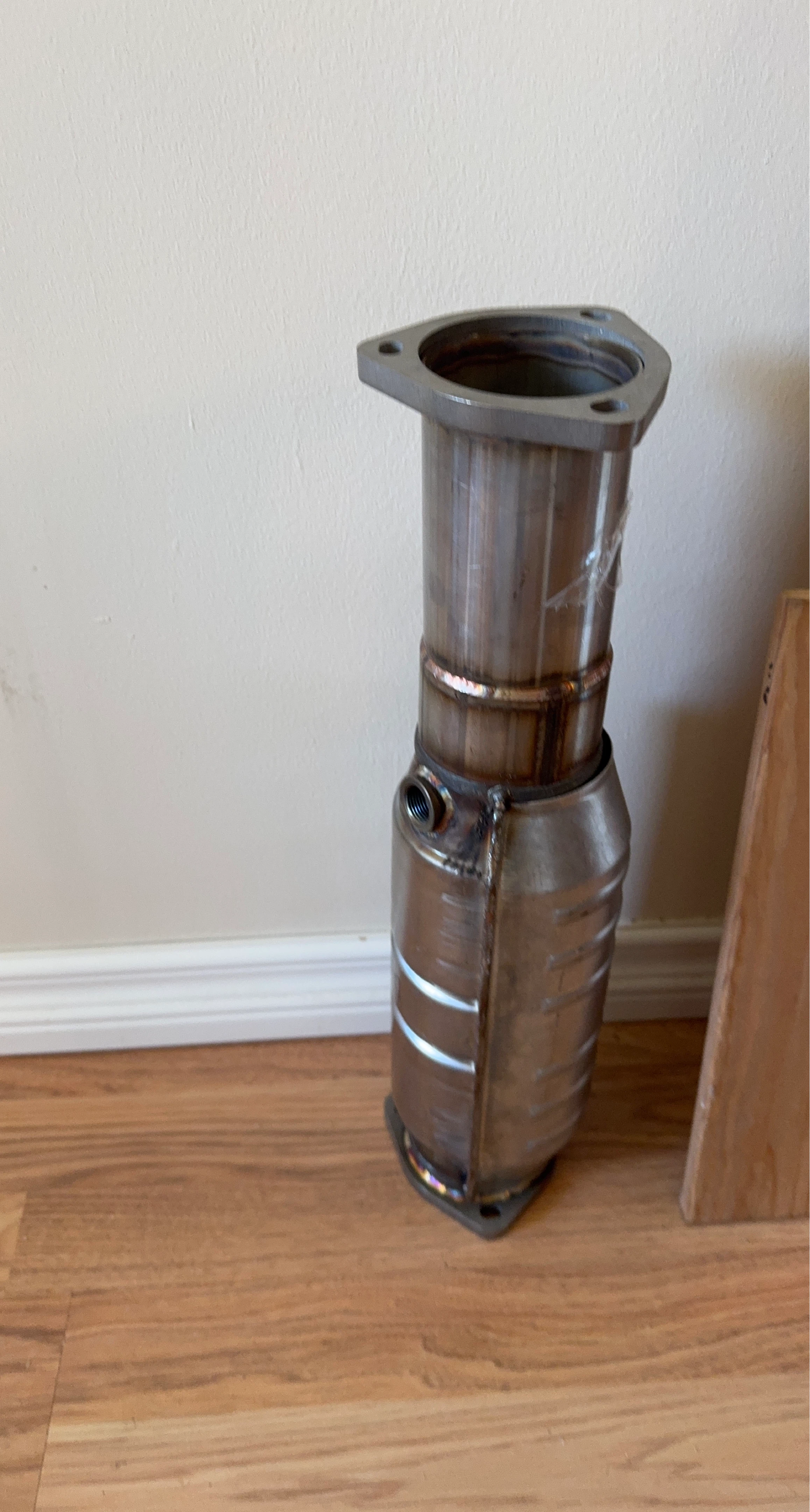 Catalytic Converter for truck or RV. Or Nissan or Toyota