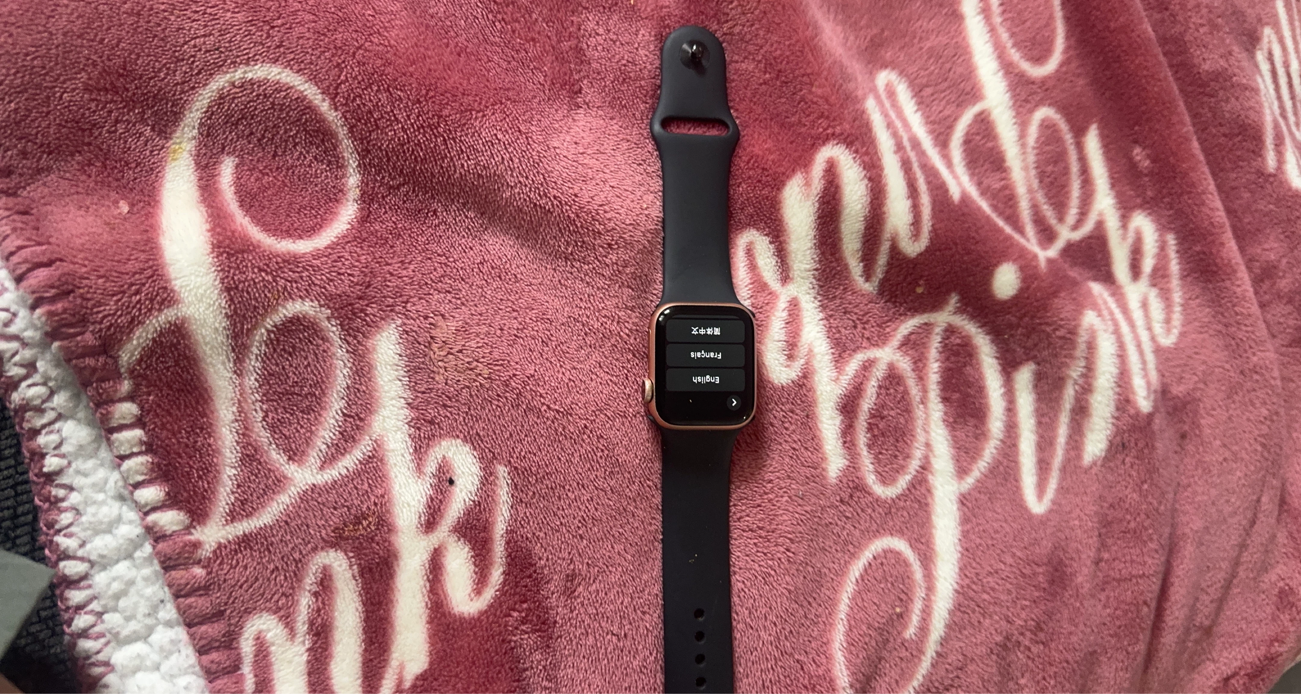 Apple watch series 4 rose gold