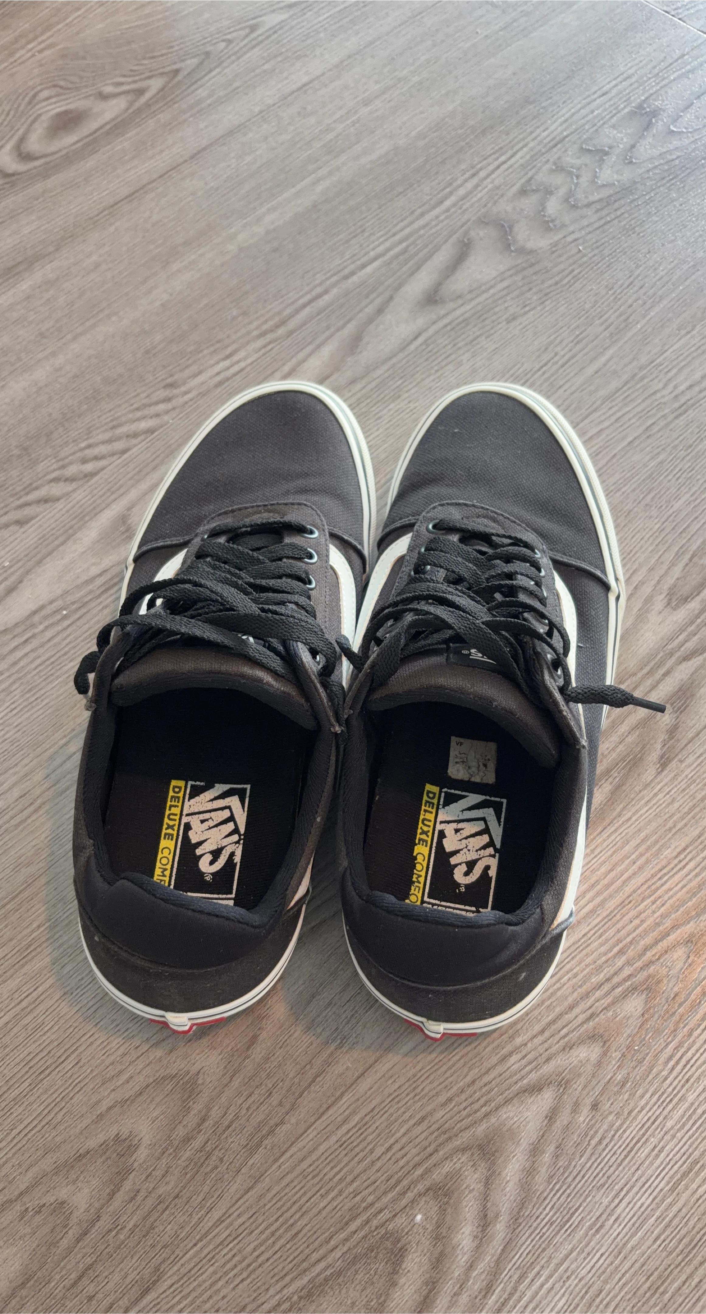 Black Vans "Deluxe Comfort" Shoes