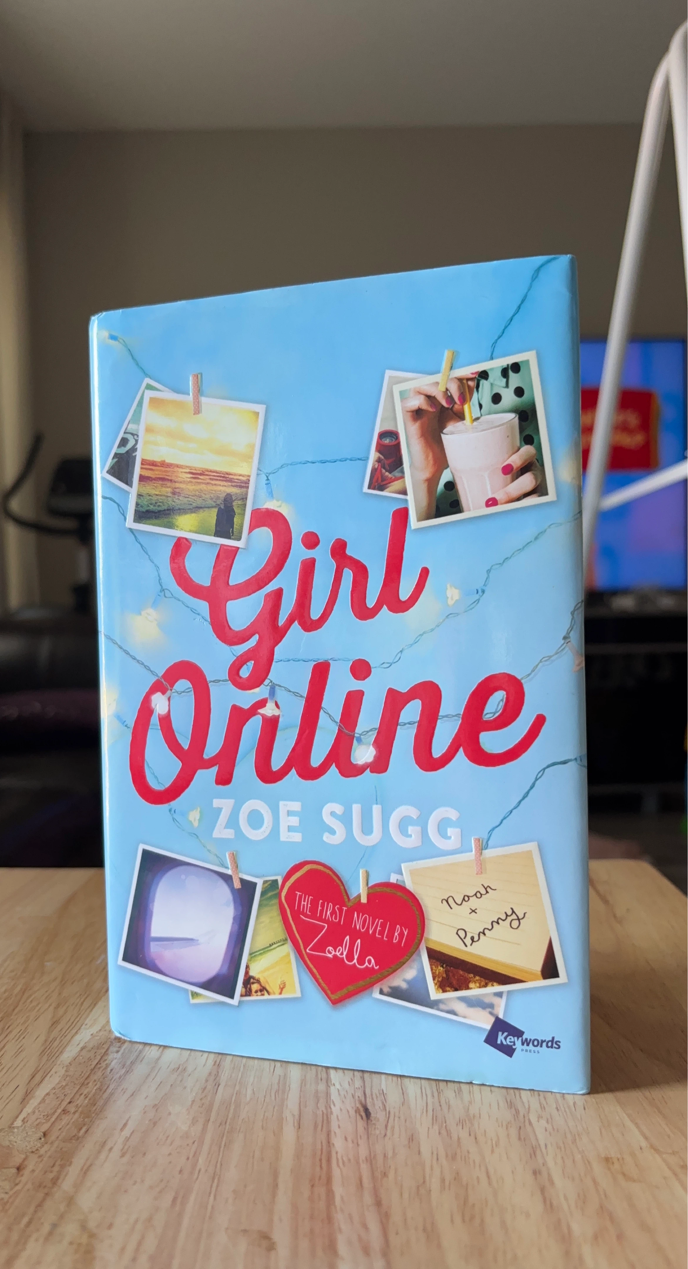 Girl Online by Zoe Sugg