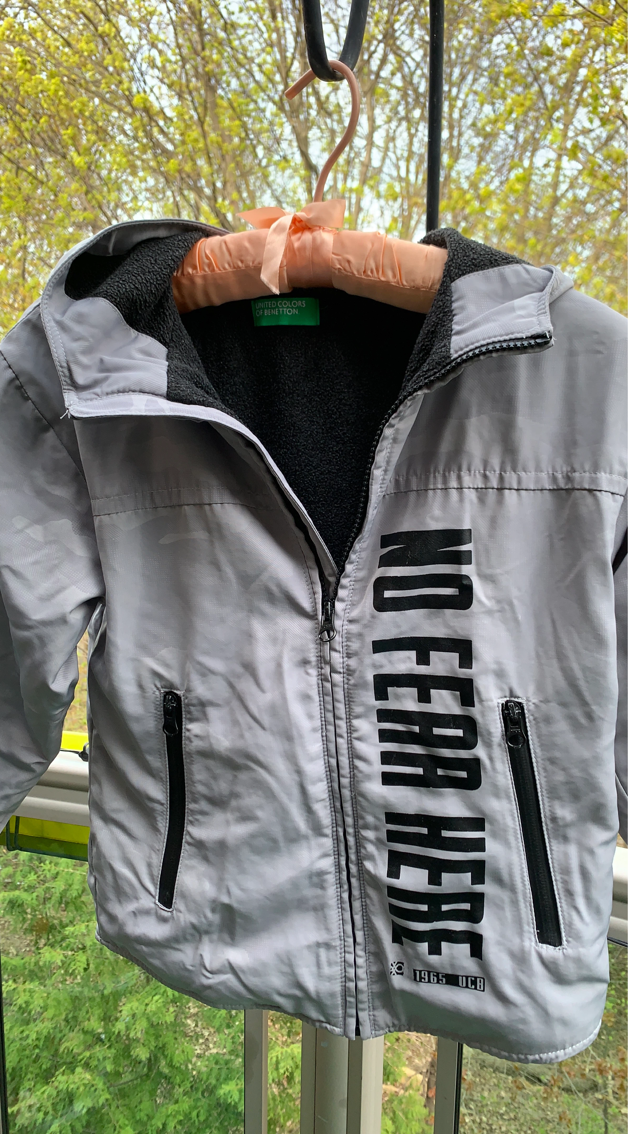 BOY’S United Colors of Benetton Grey Camo Jacket.Size  6/7 years