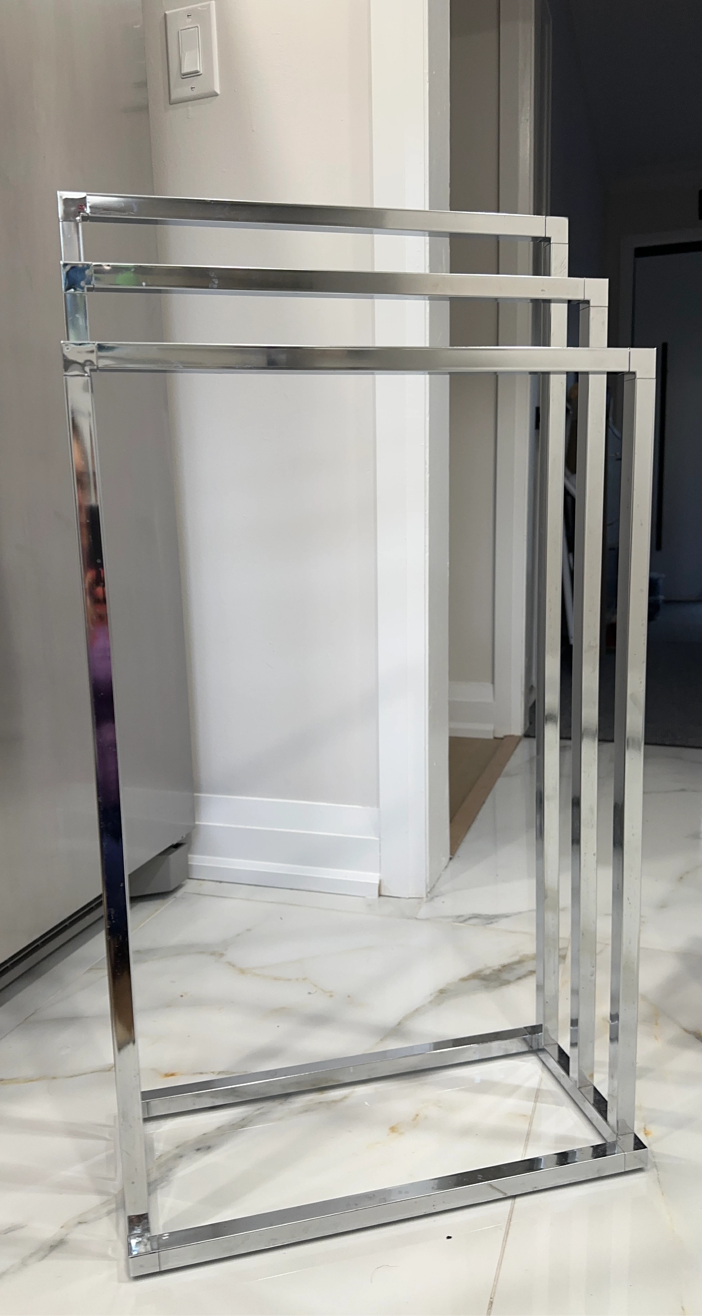 Chrome Metal Towel Rack Stand