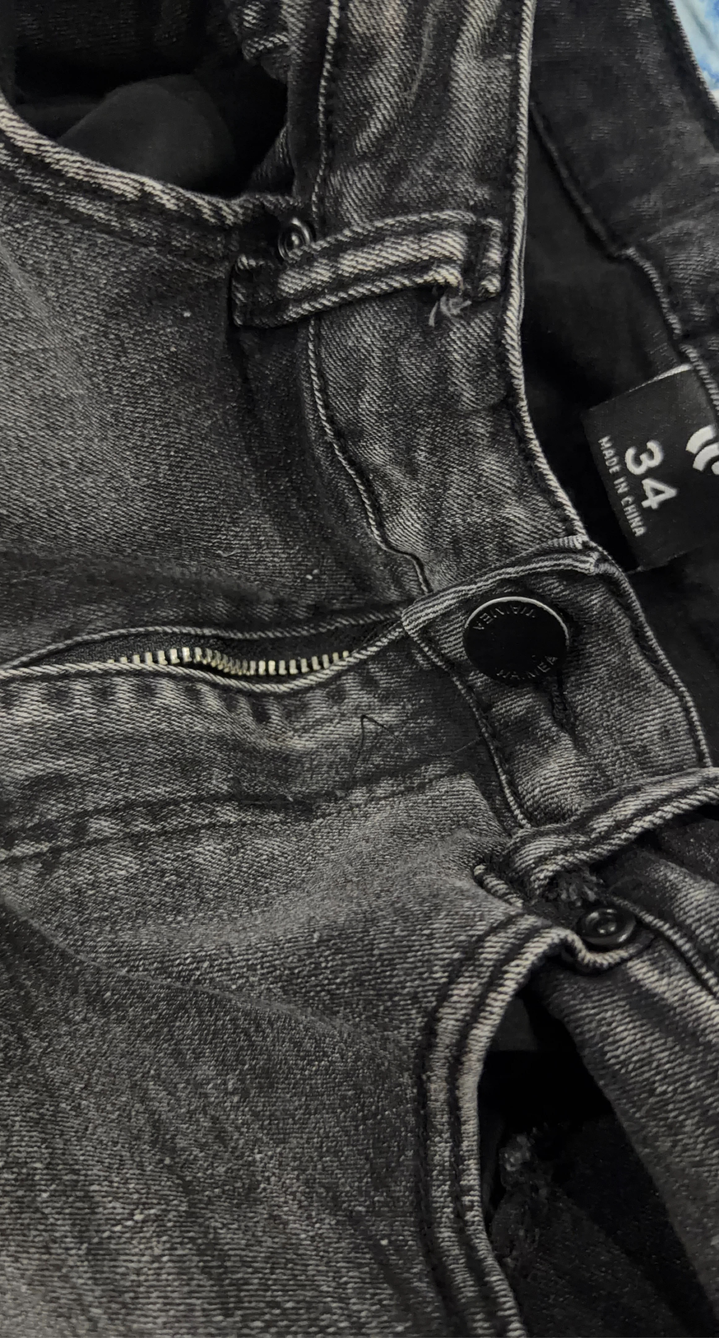 WAI.ĒA Skinny Fit Jeans Size 34 Black