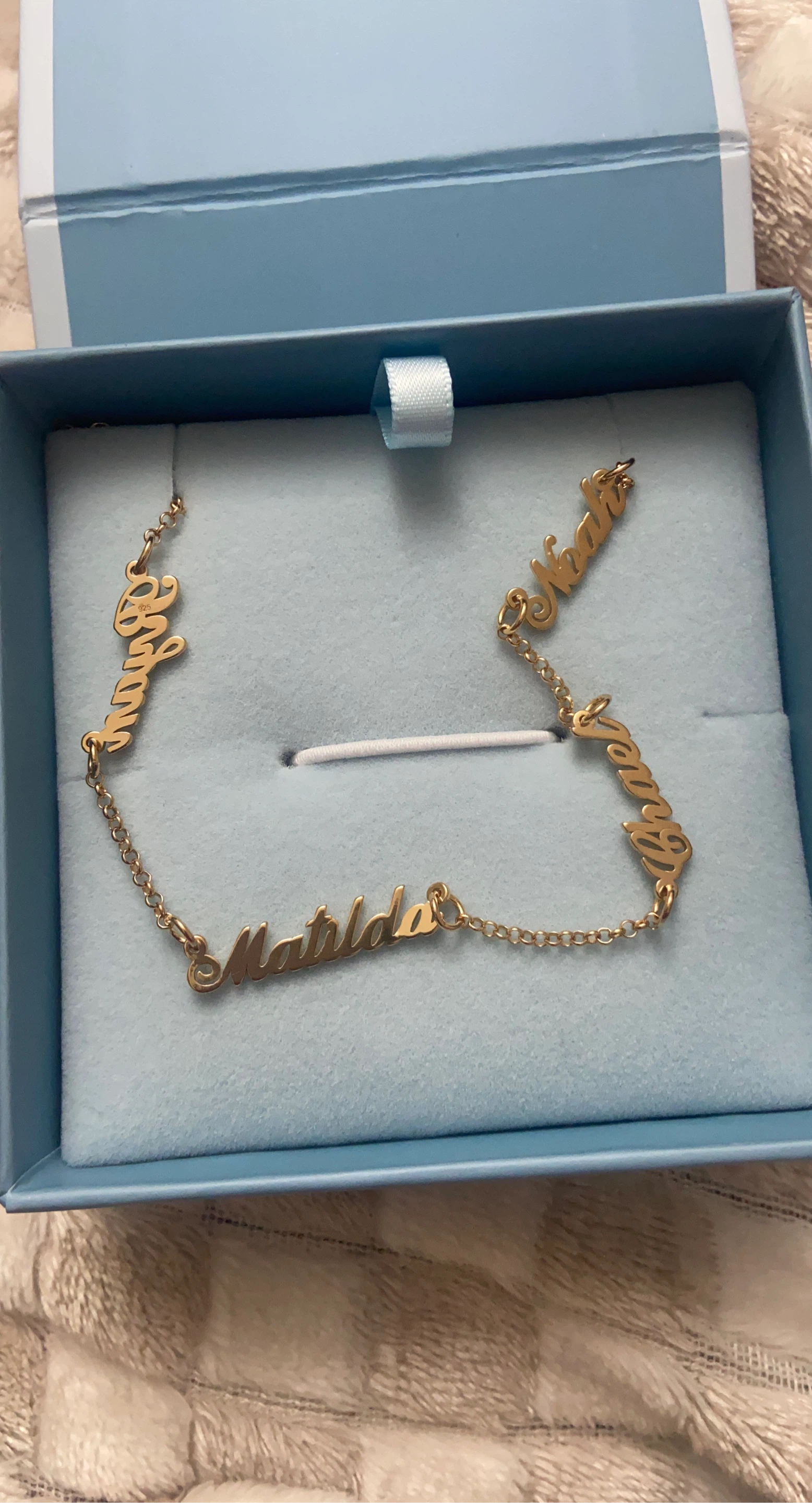 Custom Name Bracelet "Matilda Noah Jenni"