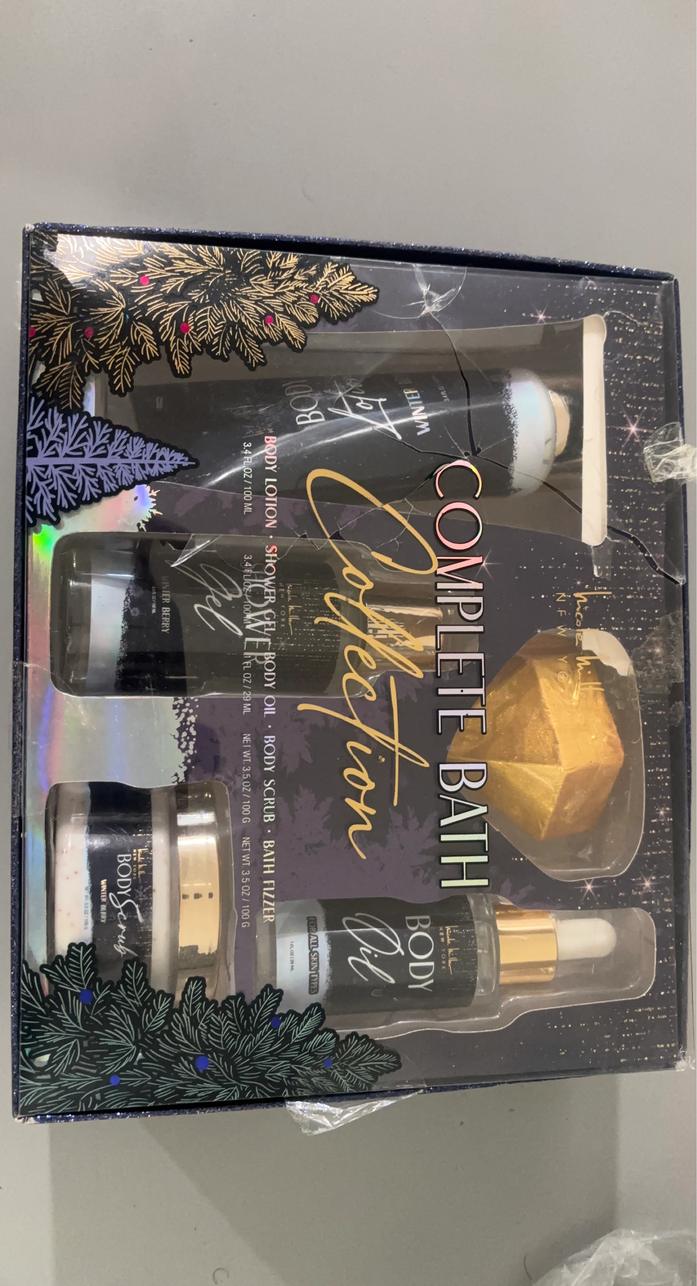 New Nicole Miller New York Complete Bath Collection