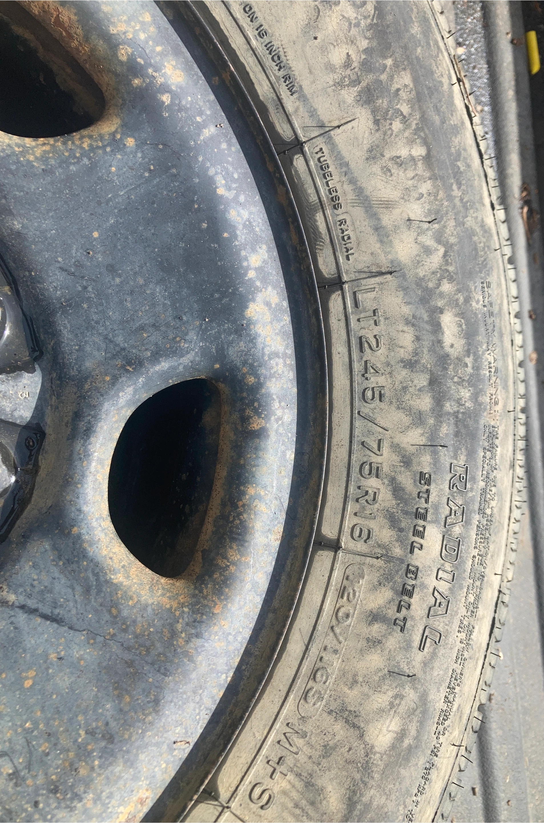 LT245/75R16 Radial Tire