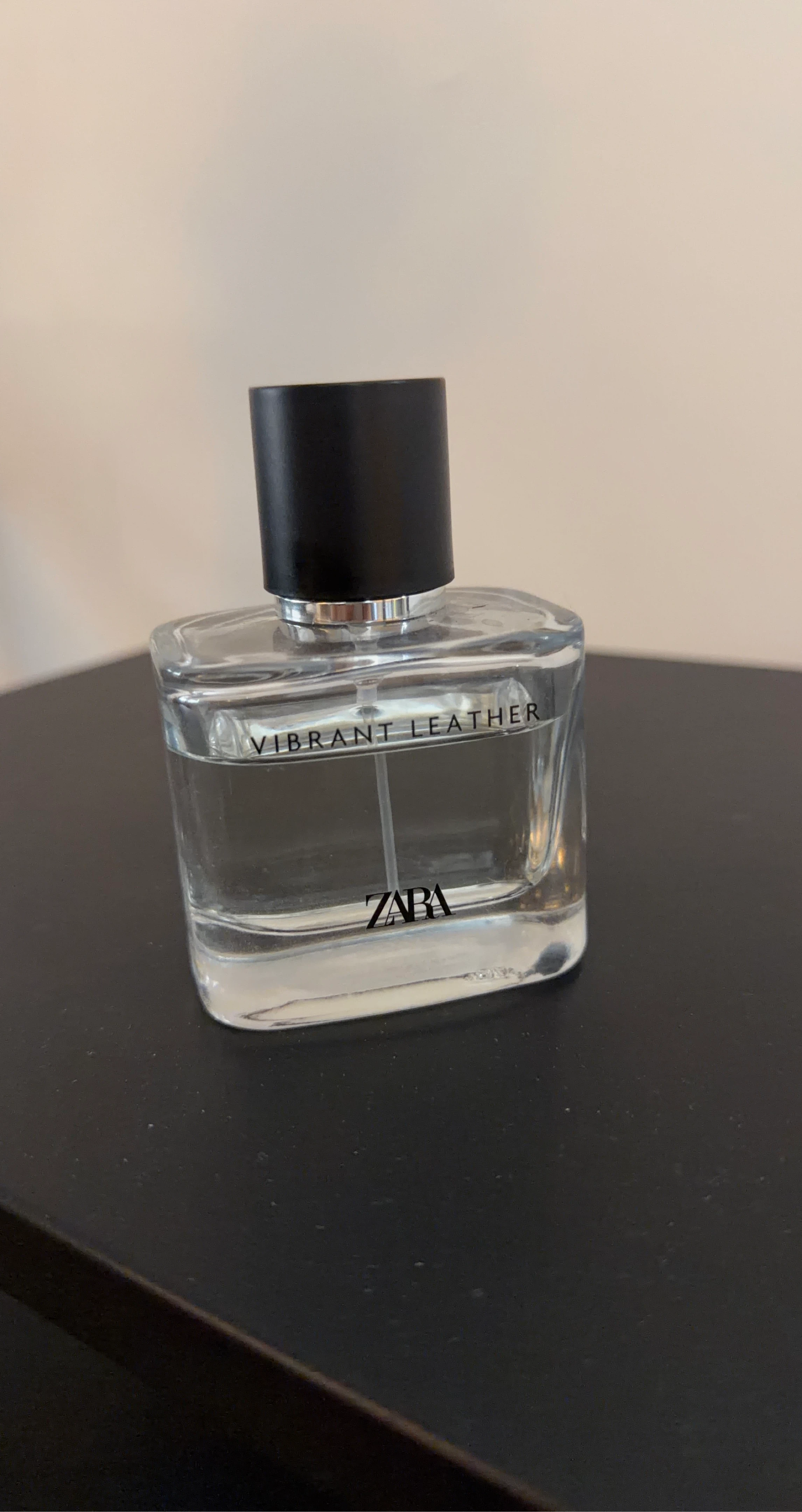 Zara Vibrant Leather Eau de Toilette