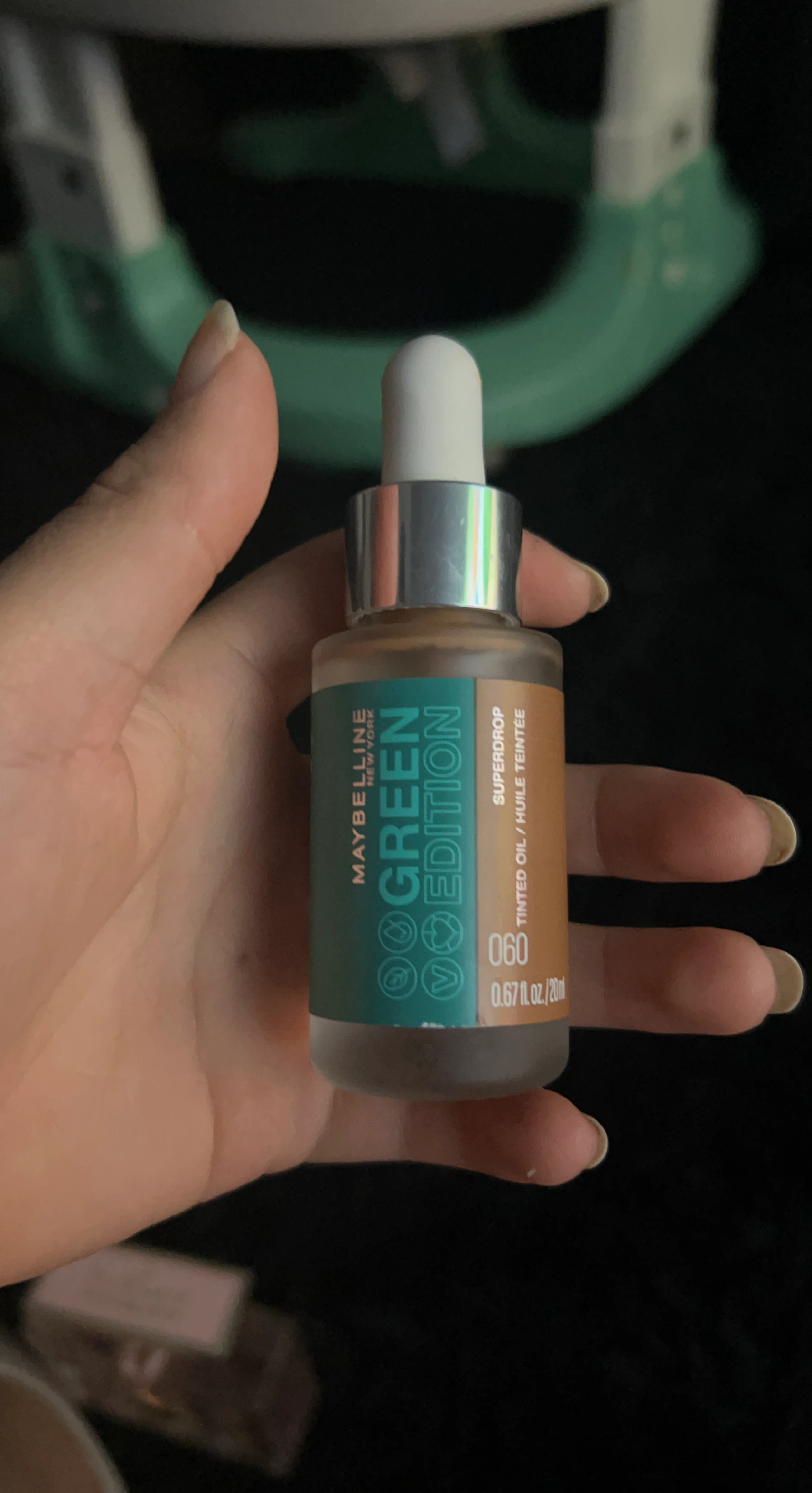 Maybelline Green Edition Superdrop Tinted Oil Shade 060