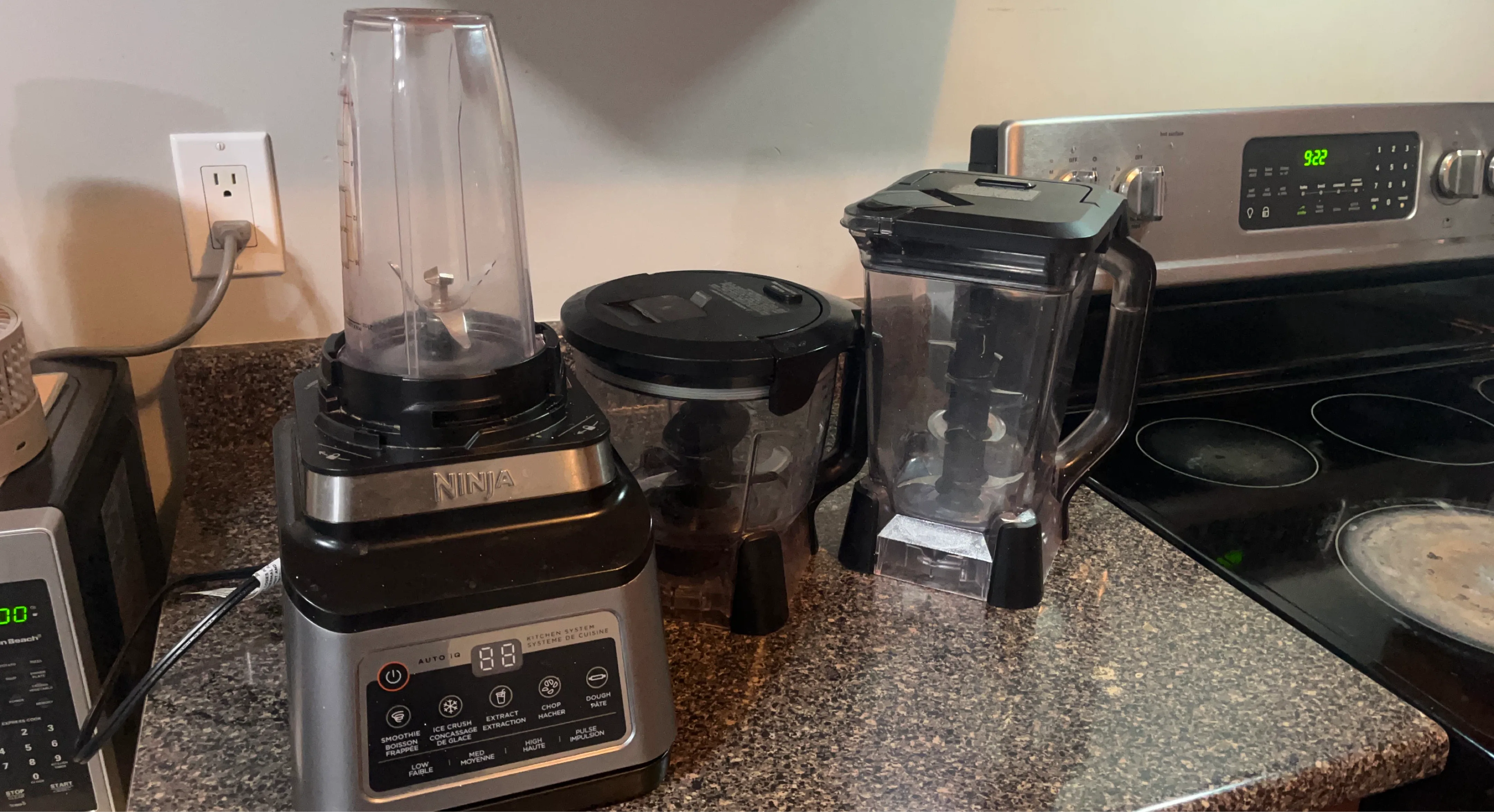 Ninja Kitchen System Blender with Cups and Pitcher