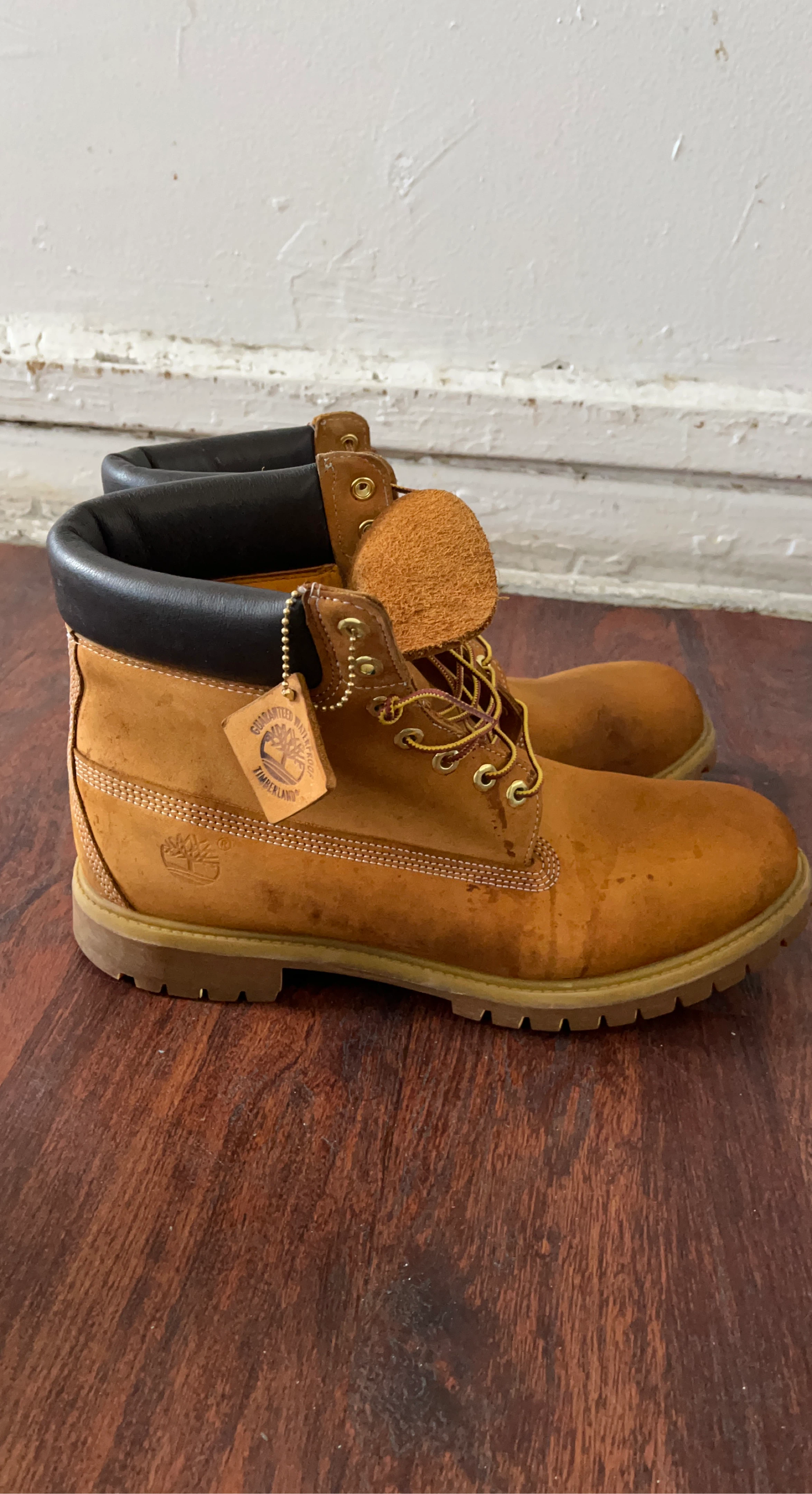 Timberland Classic 6-Inch Waterproof Boots - Wheat Nubuck