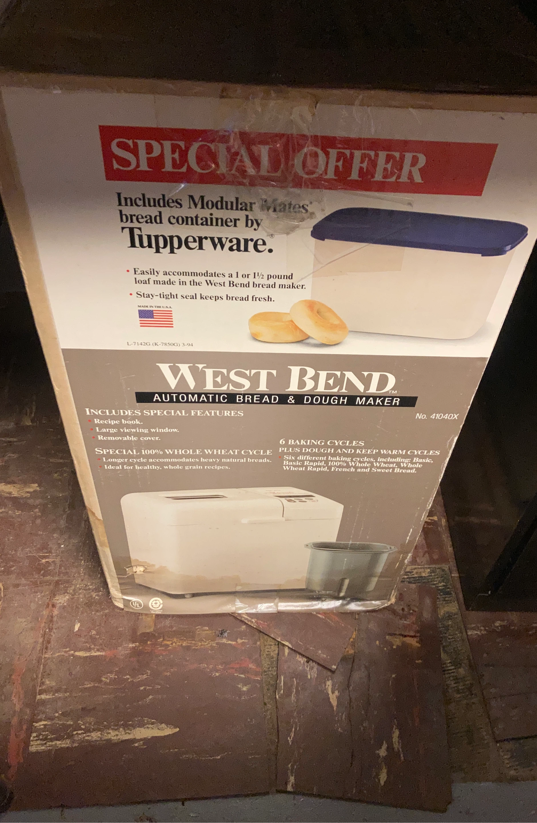West Bend Automatic Bread & Dough Maker Model 41040X