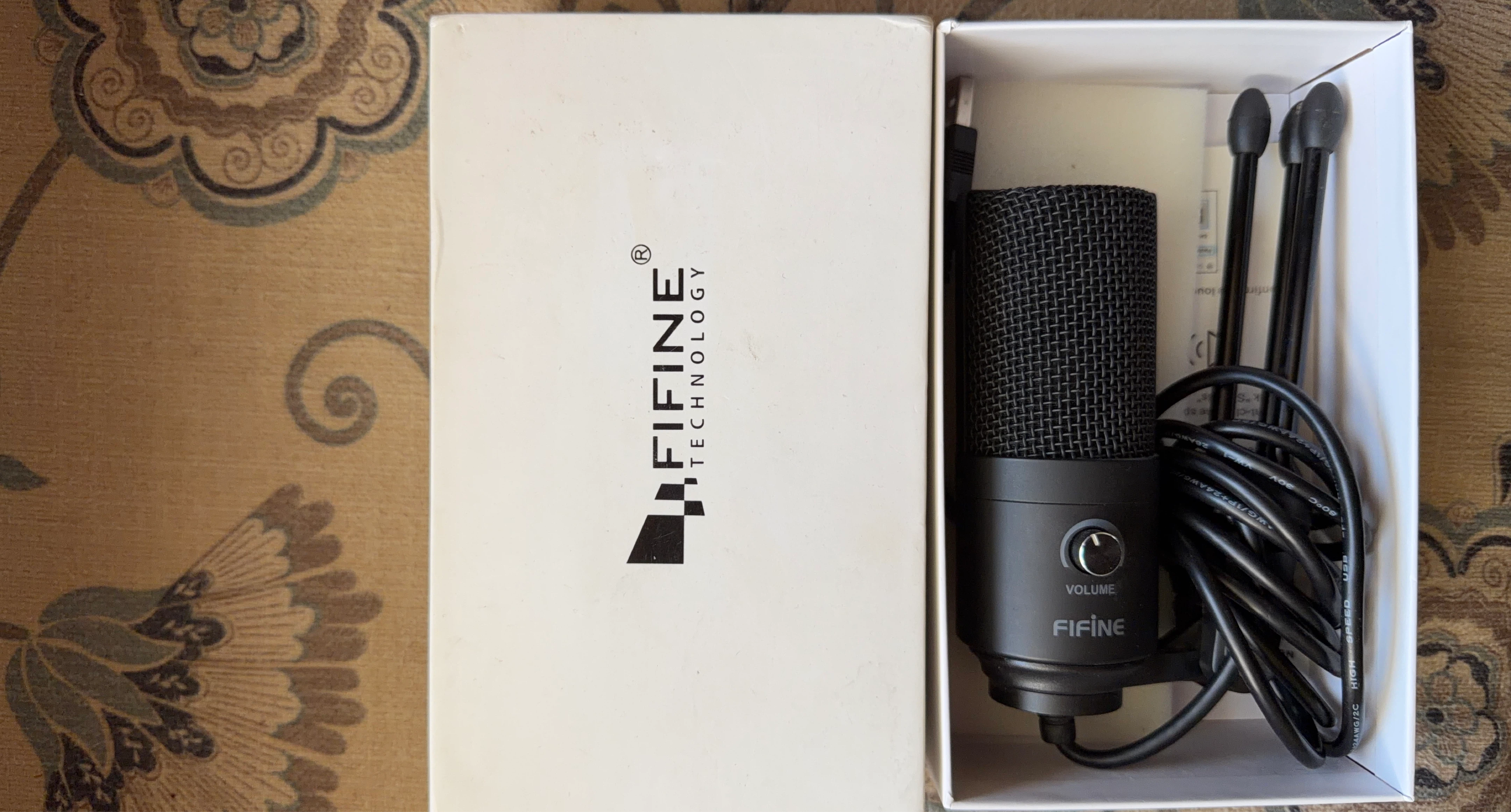 Fifine USB Microphone with Volume Control and Box