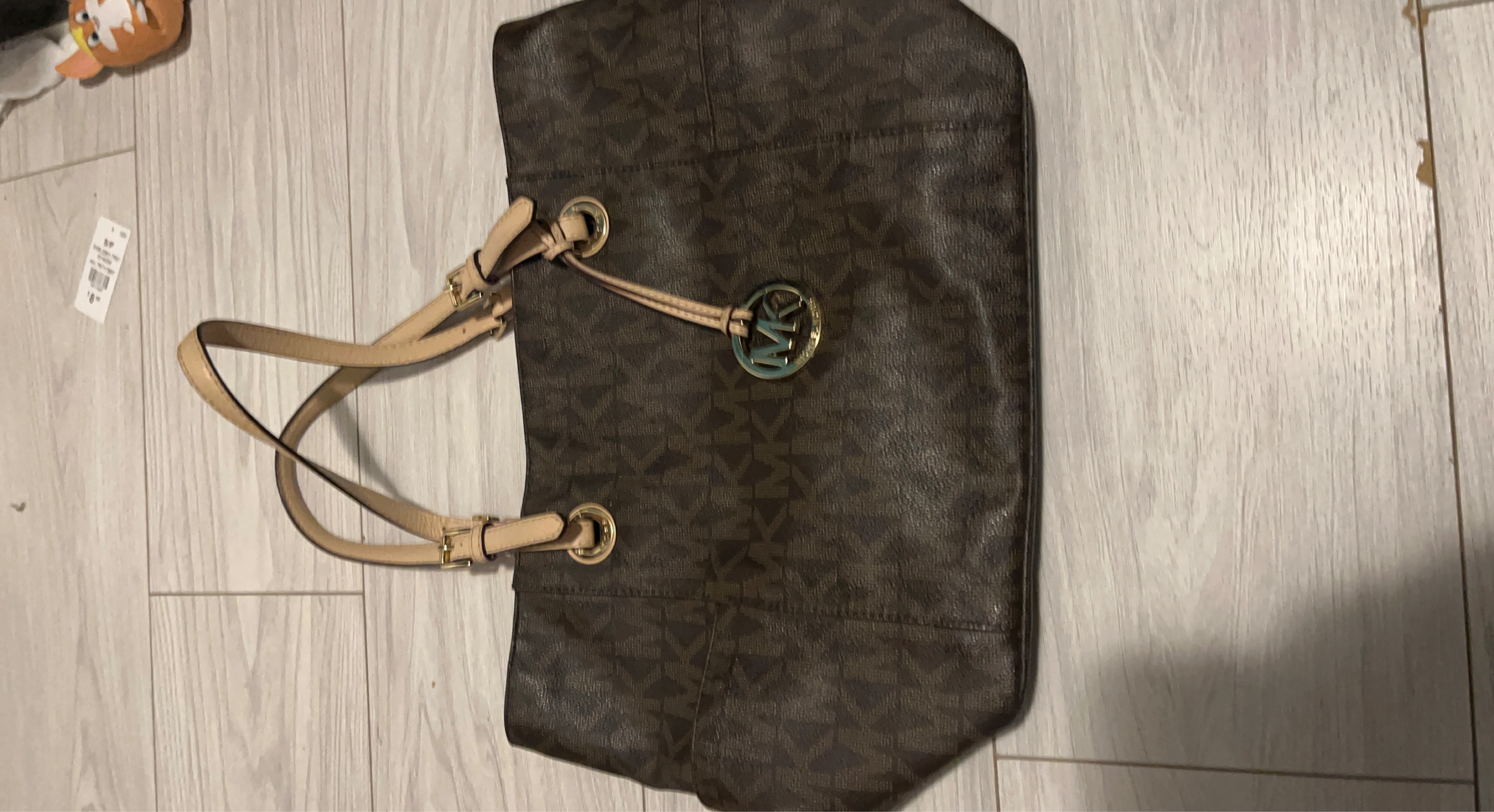 Michael Kors Signature Tote Bag