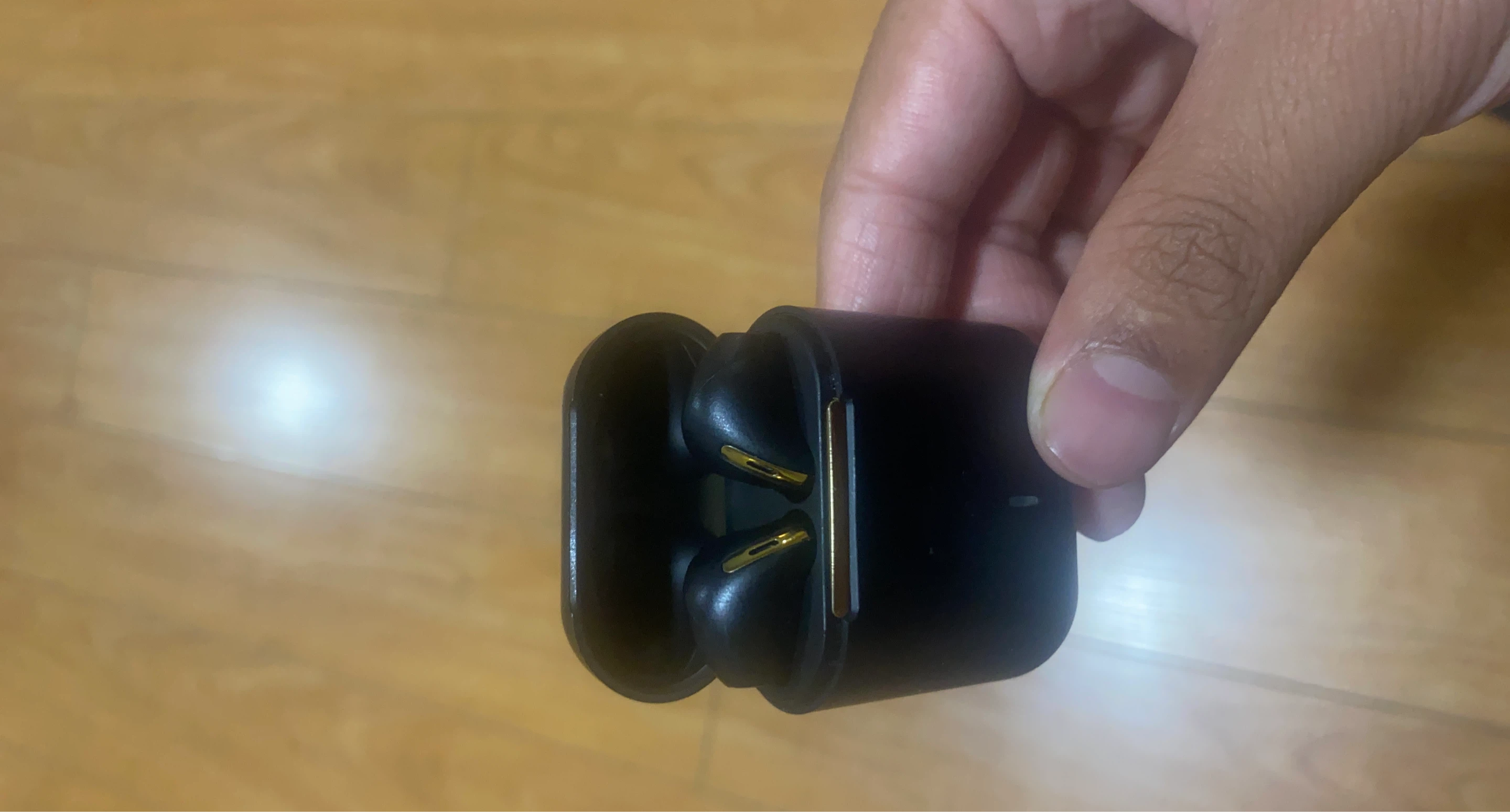 Black Wireless Earbuds Case