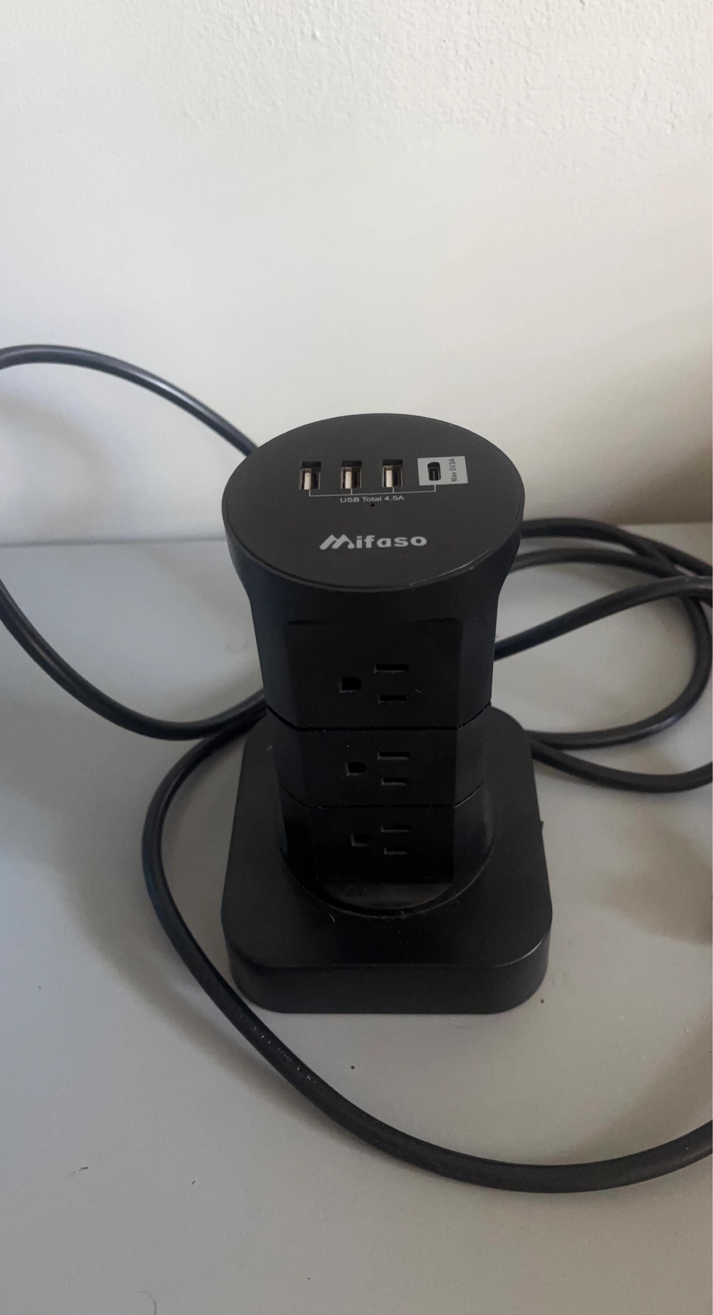 Mifaso USB Tower Power Strip with 12 Outlets