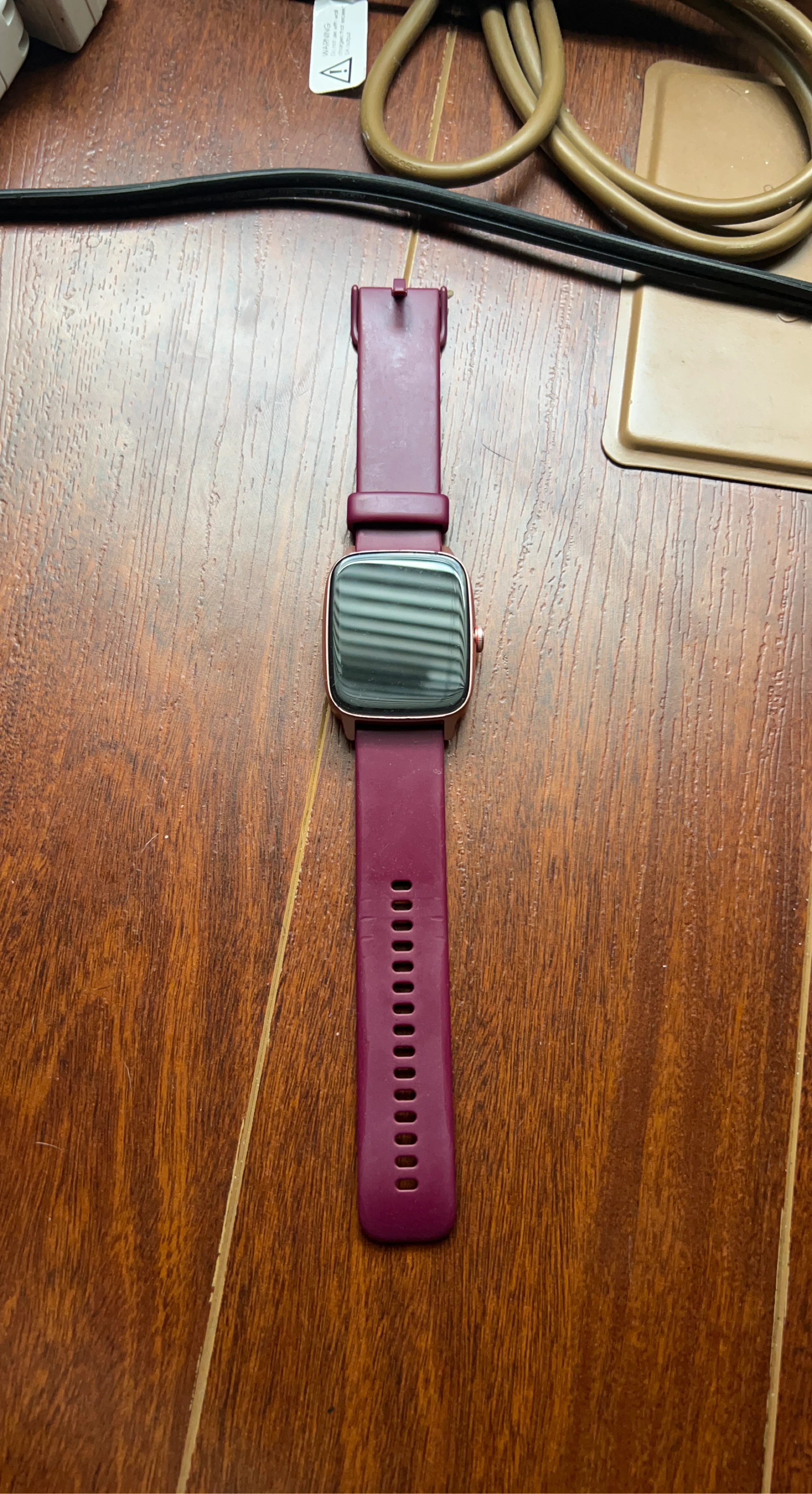 Fitbit Versa 3 Smartwatch - Burgundy