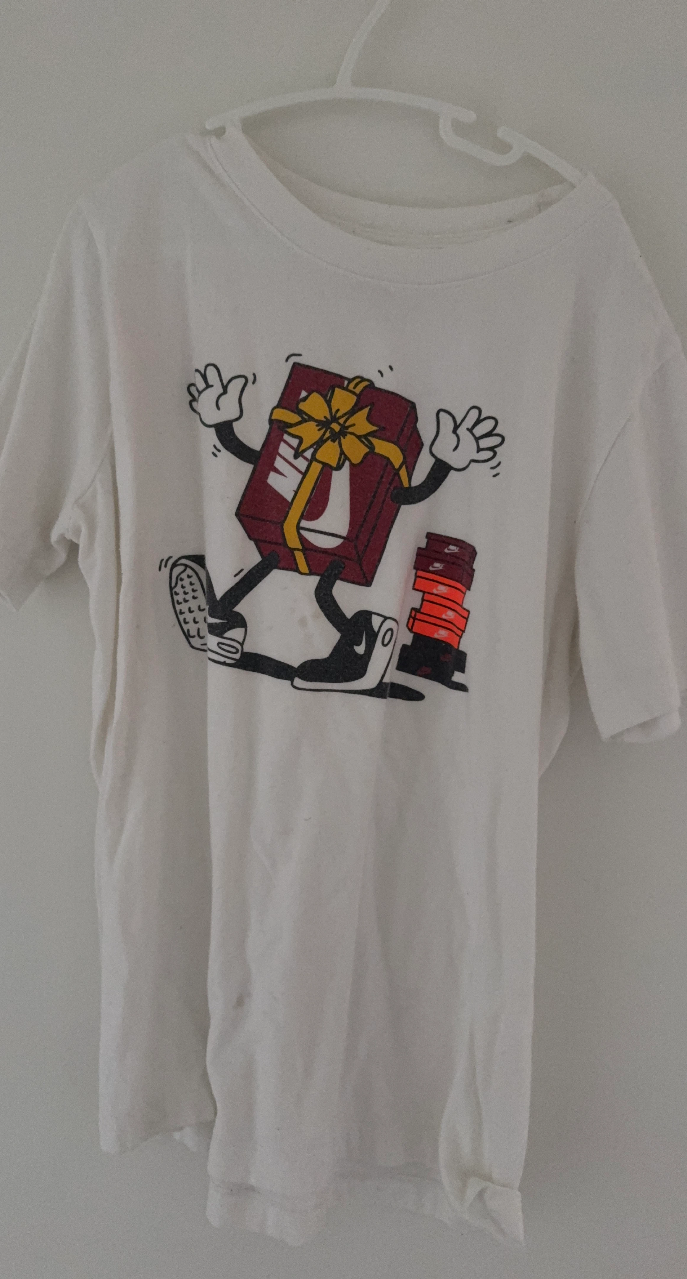 Nike White Graphic kids T-Shirt