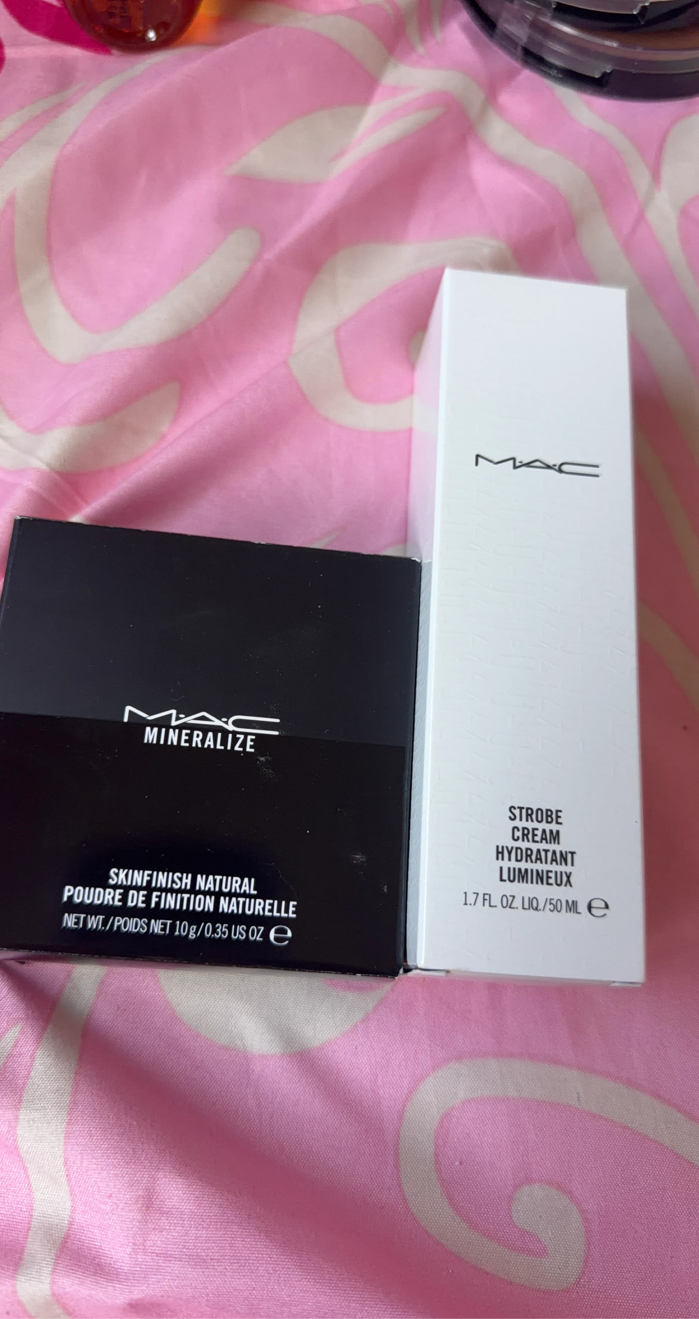 MAC Mineralize Skinfinish Natural & Strobe Cream
