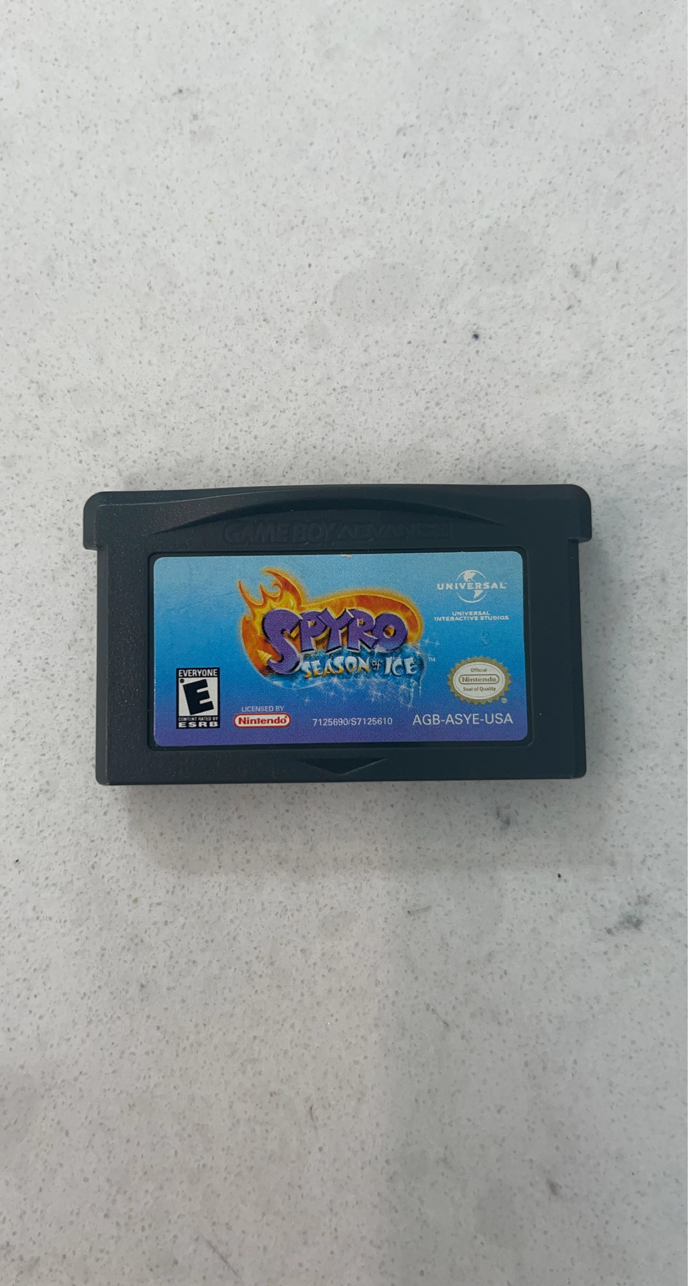 Spyro Season of Ice Game Boy Advance Game