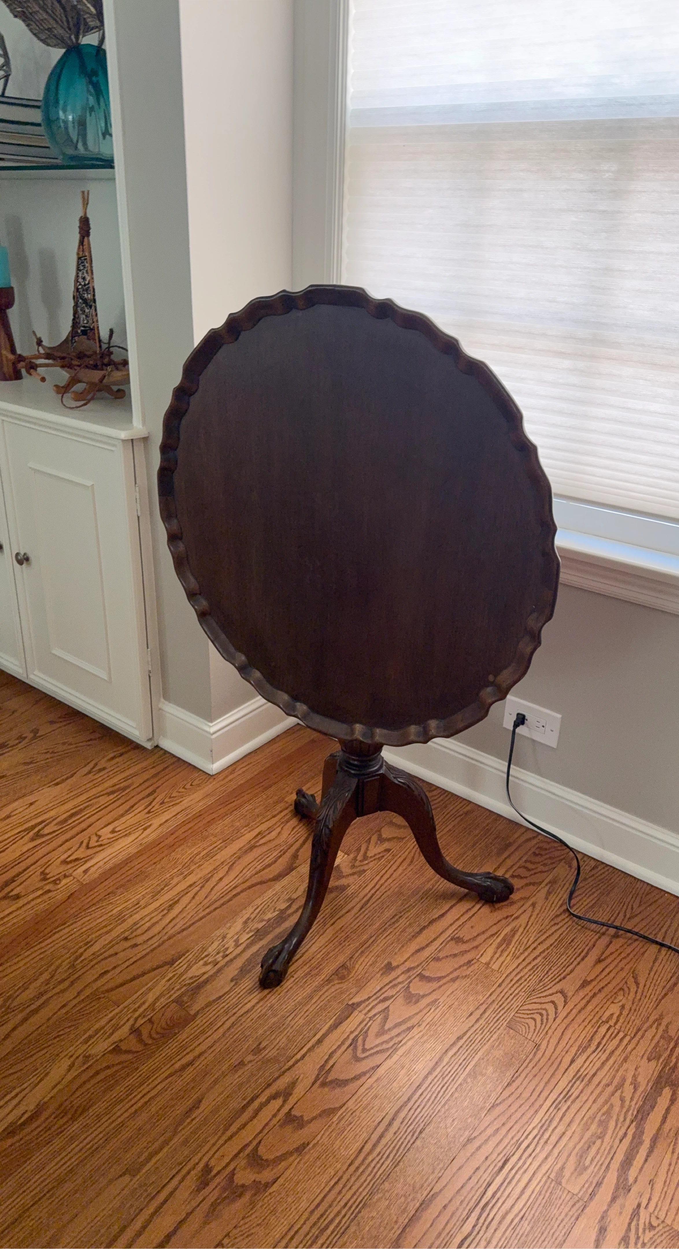 Antique Tilt-Top Pedestal Table