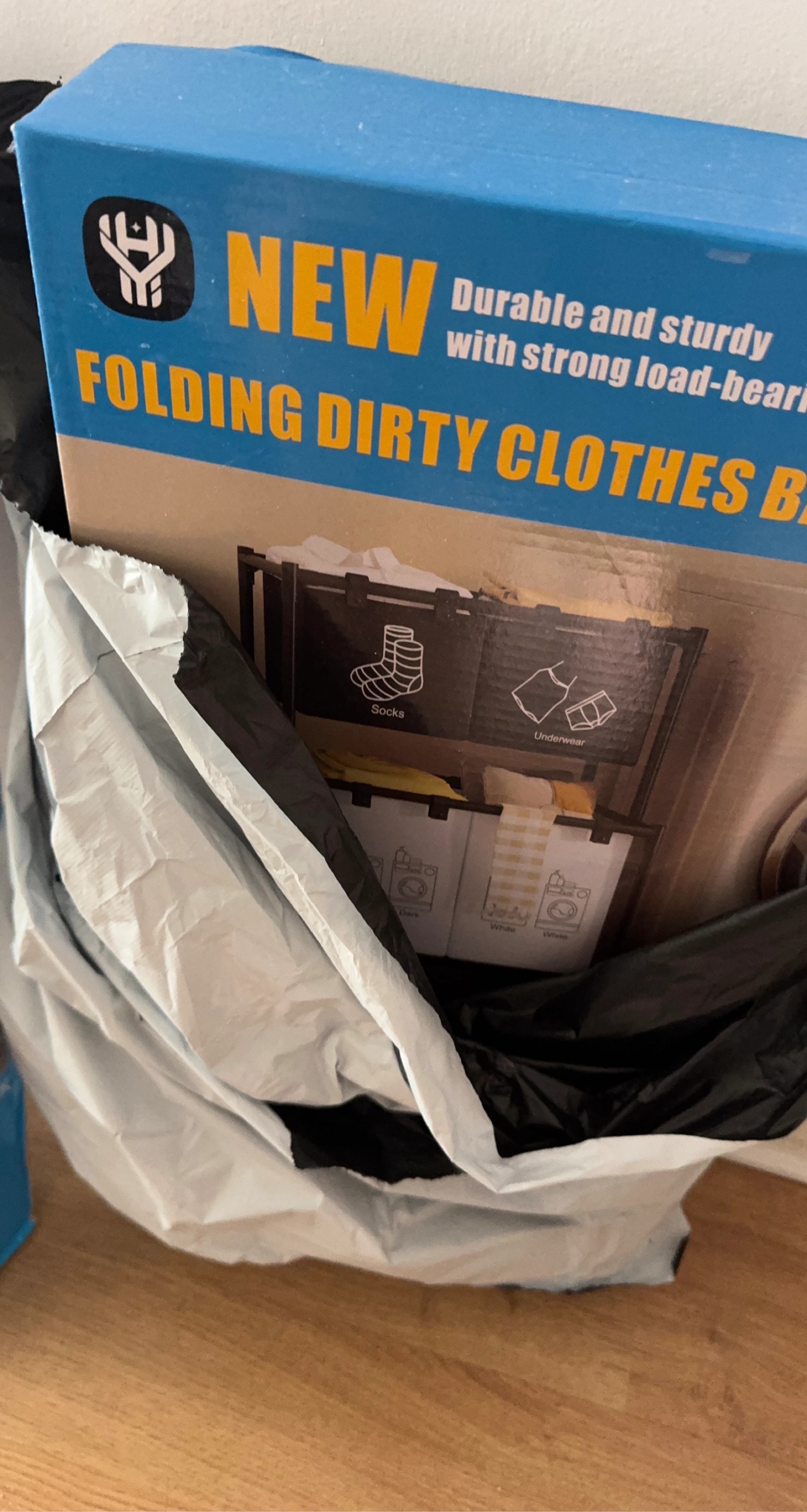 NEW Folding Dirty Clothes Basket