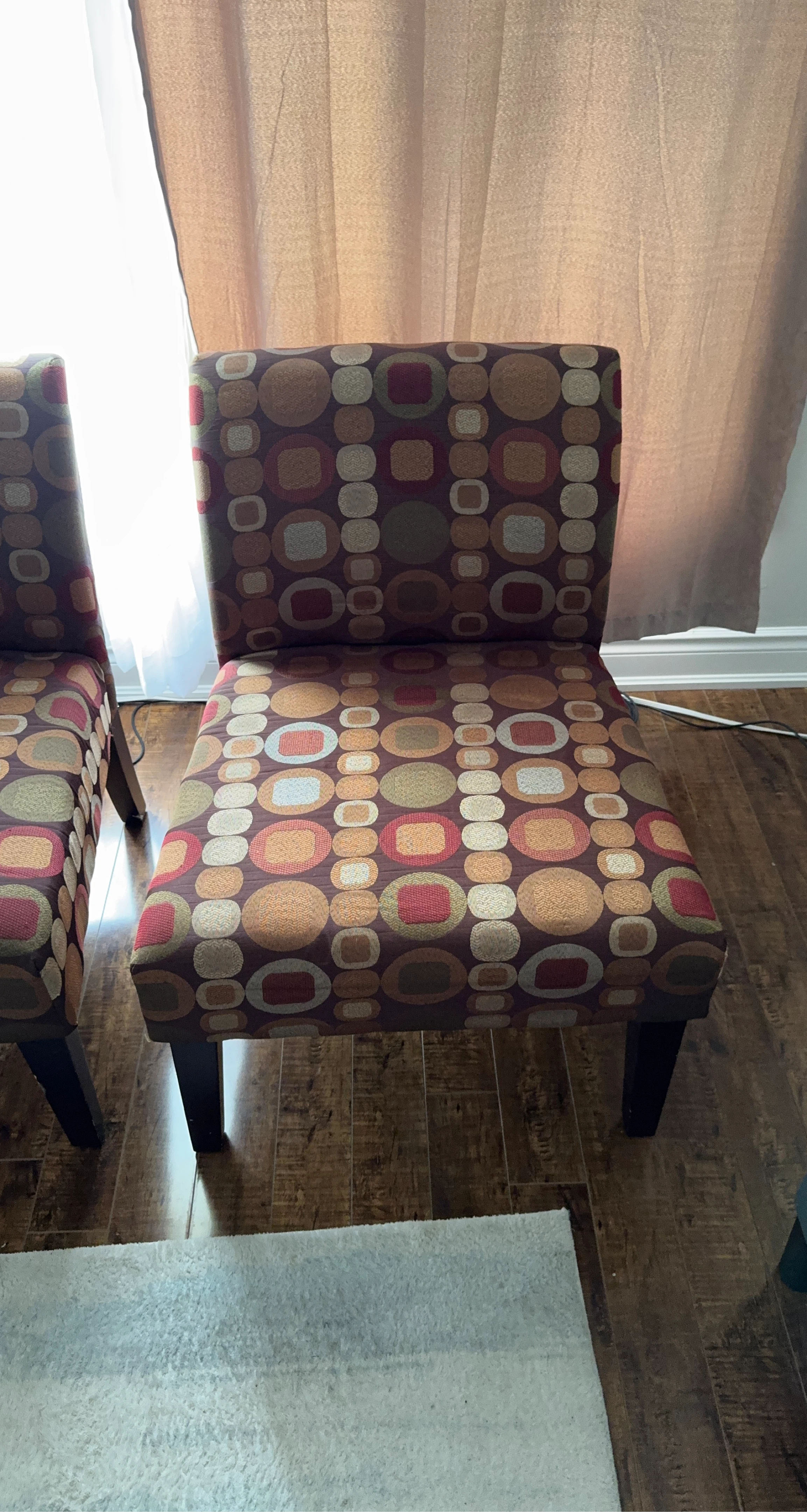 Accent Chair with Geometric Pattern